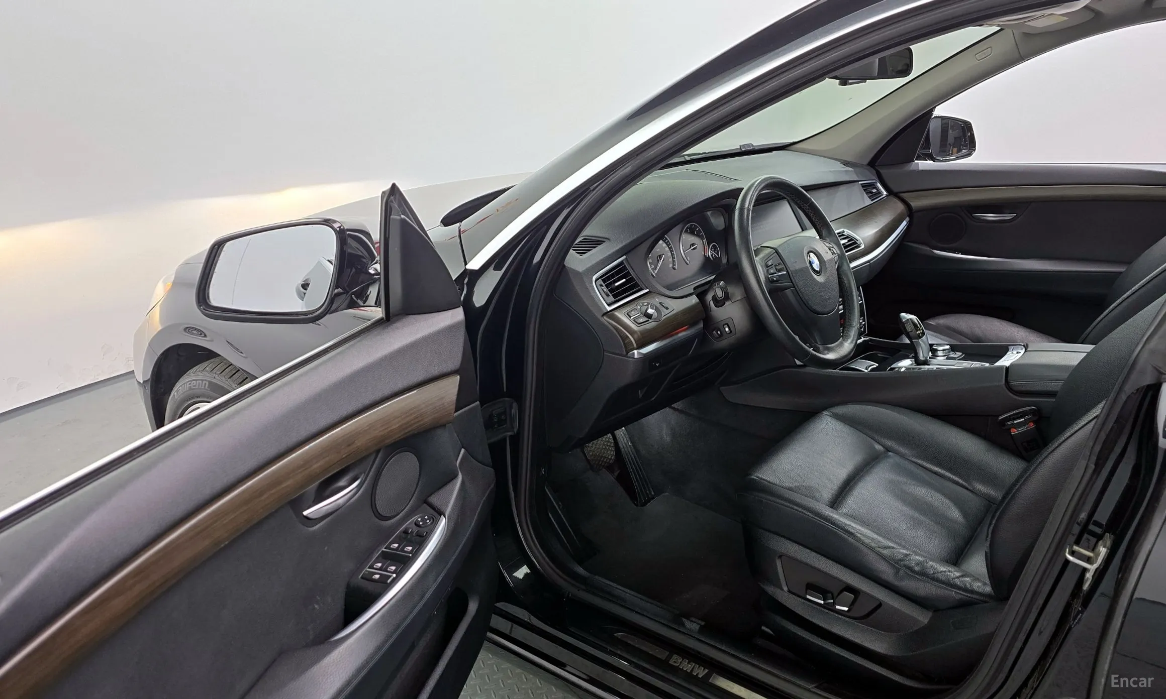 BMW 5 Series GT (F07) превью 10