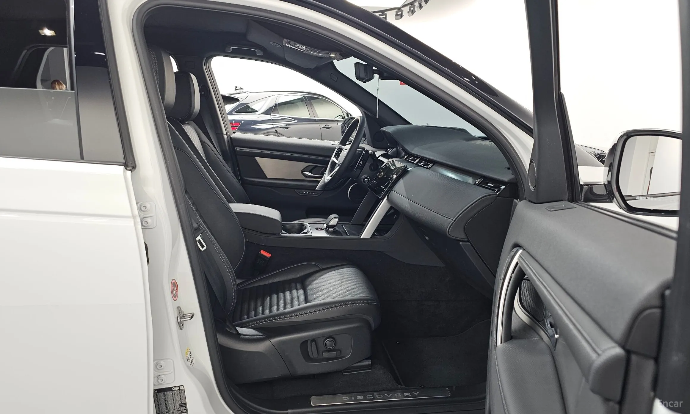 Land Rover Discovery Sports превью 11