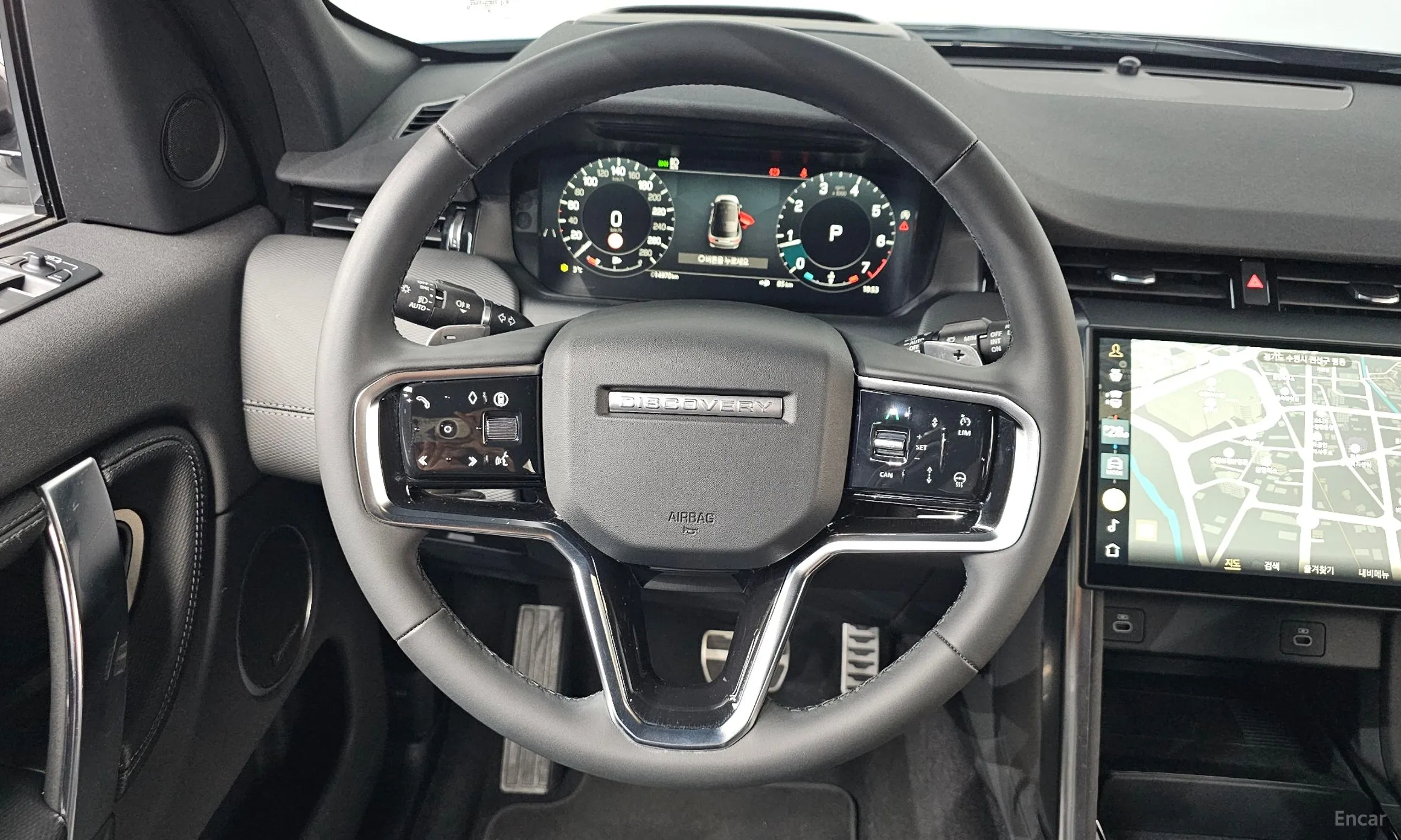 Land Rover Discovery Sports превью 13