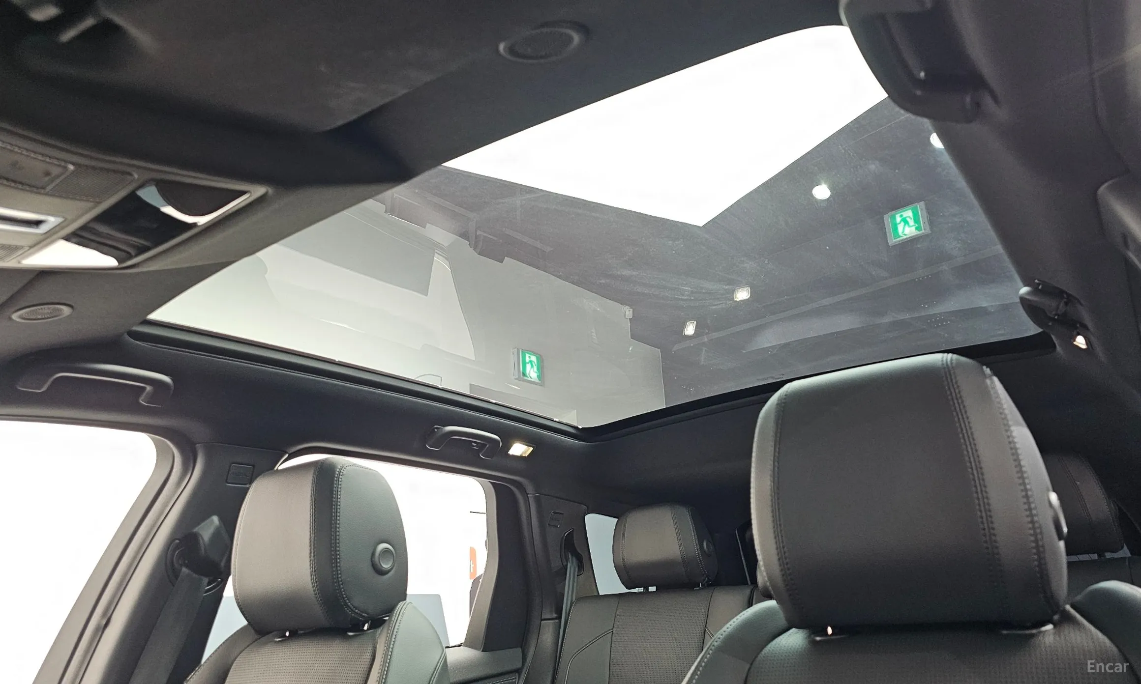 Land Rover Discovery Sports превью 19