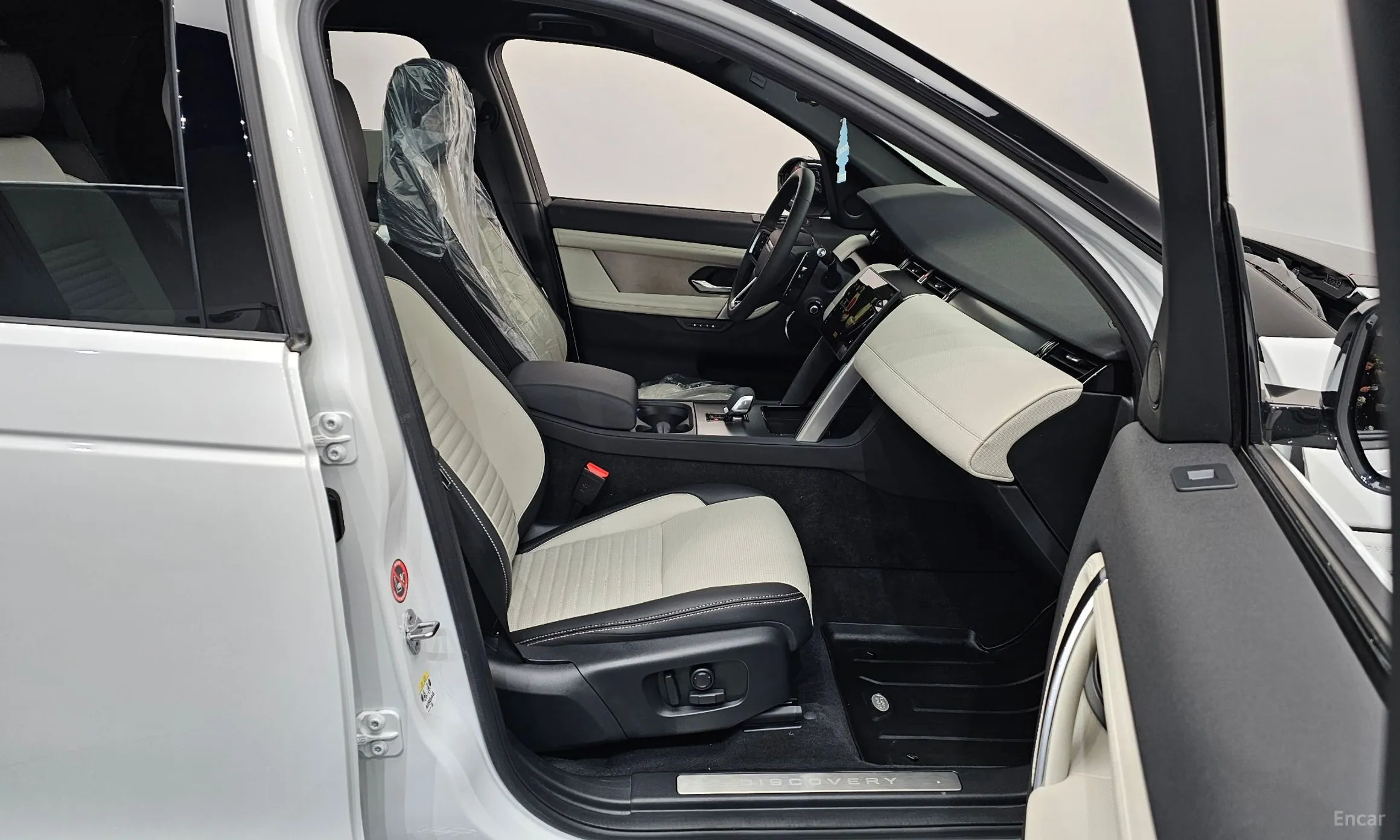 Land Rover Discovery Sports превью 11