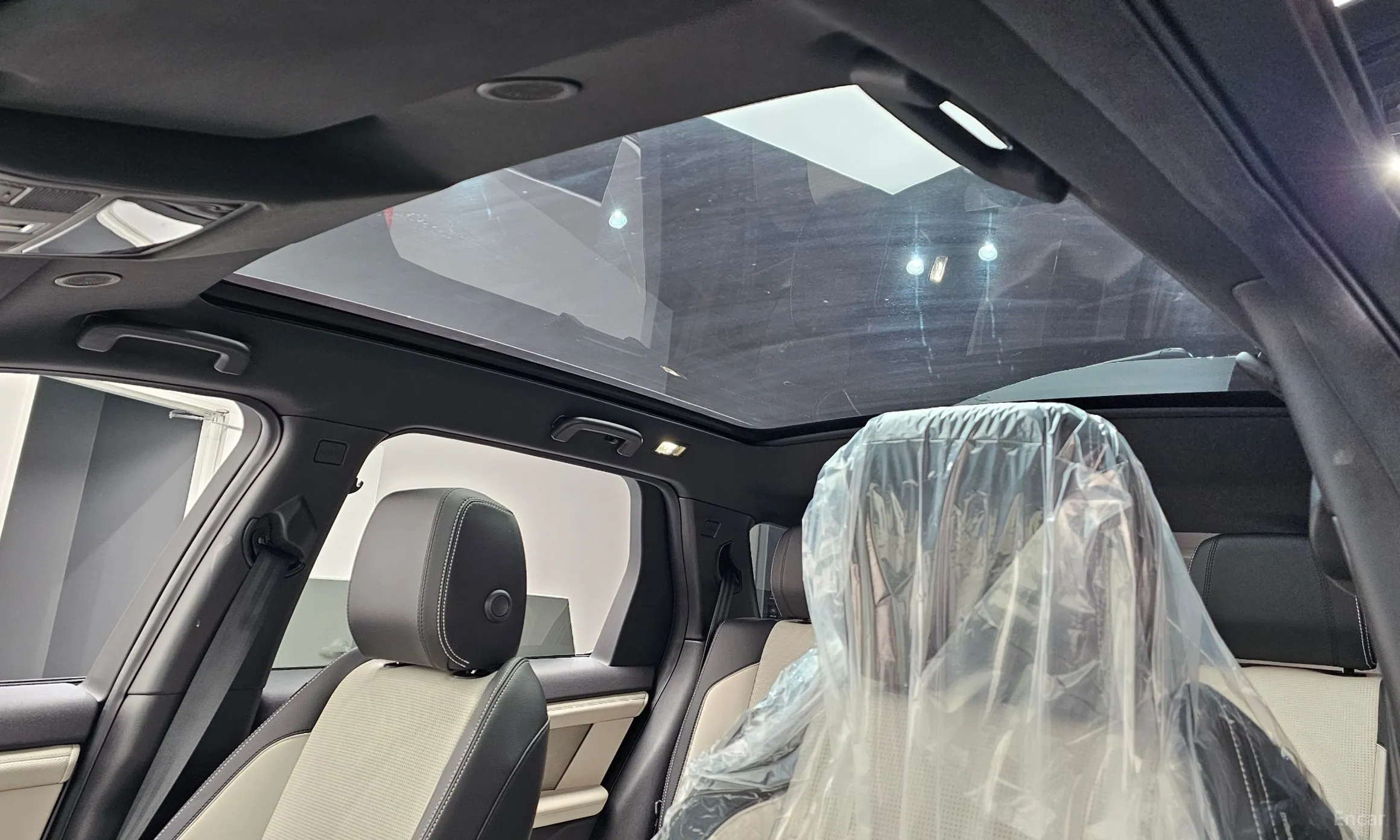 Land Rover Discovery Sports превью 19