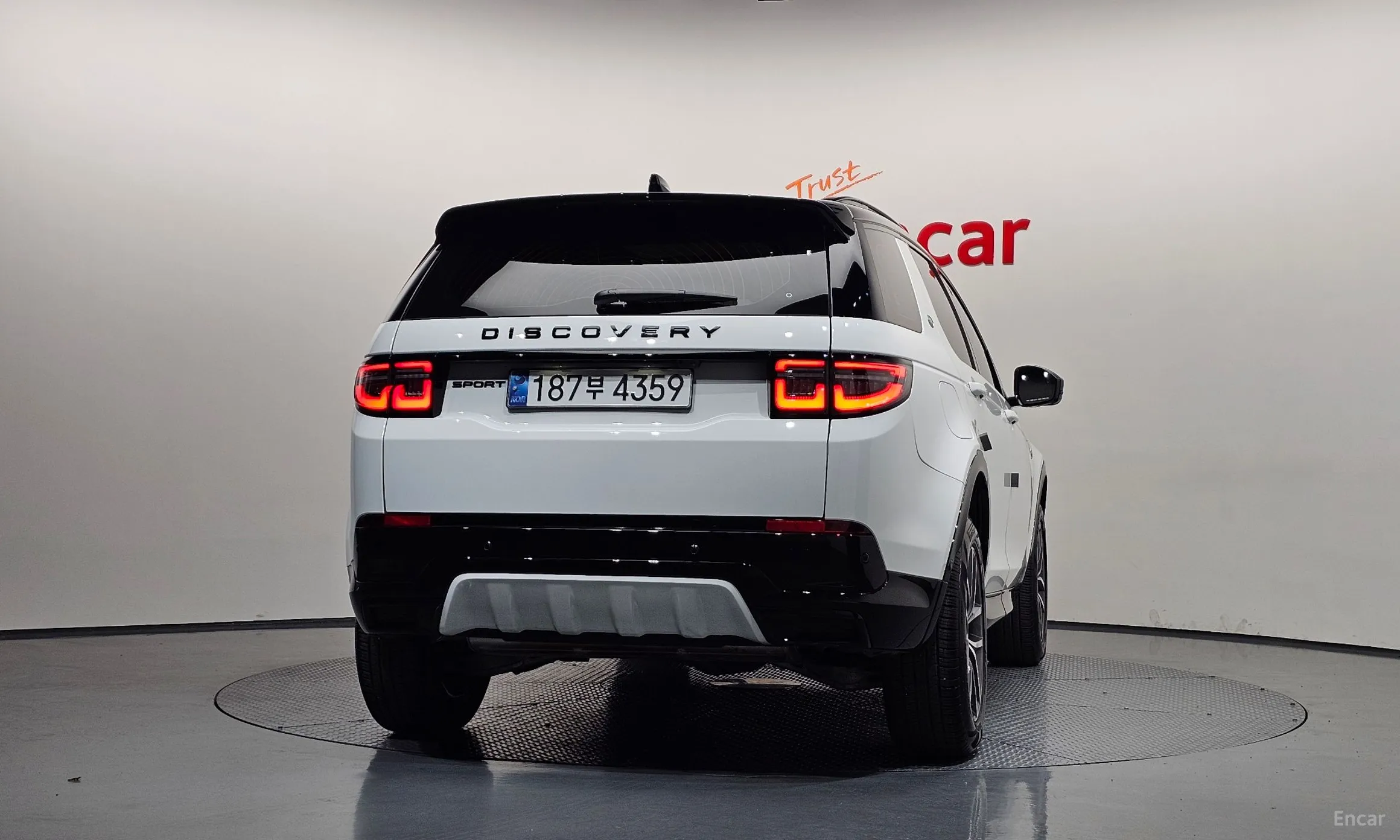 Land Rover Discovery Sports превью 4