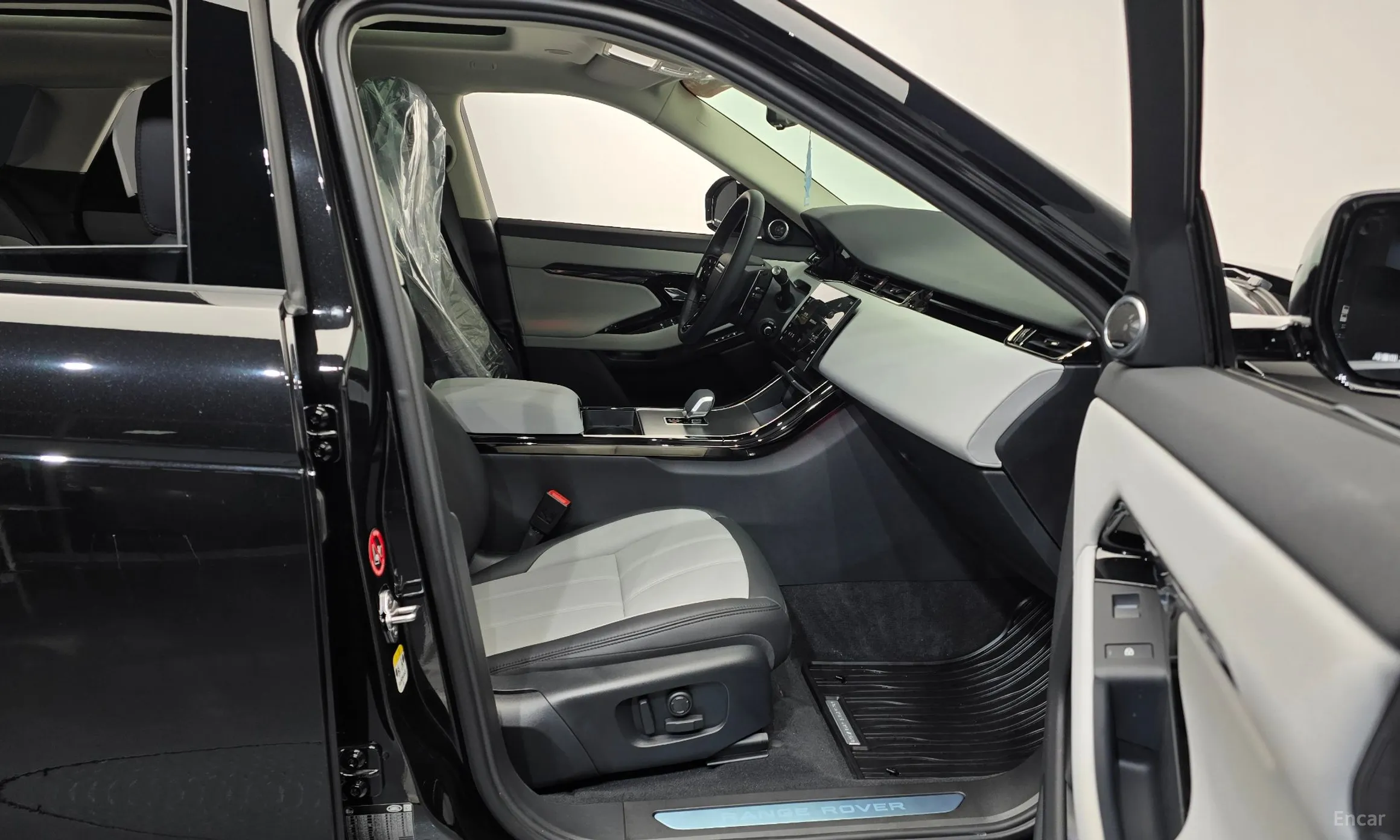Land Rover Range Rover Evoque 2nd Generation превью 11