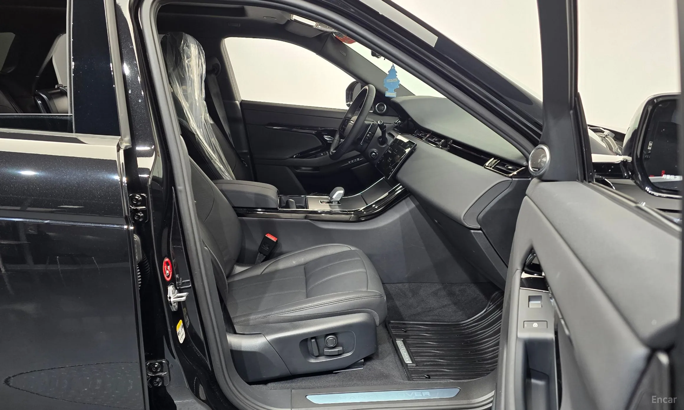 Land Rover Range Rover Evoque 2nd Generation превью 11