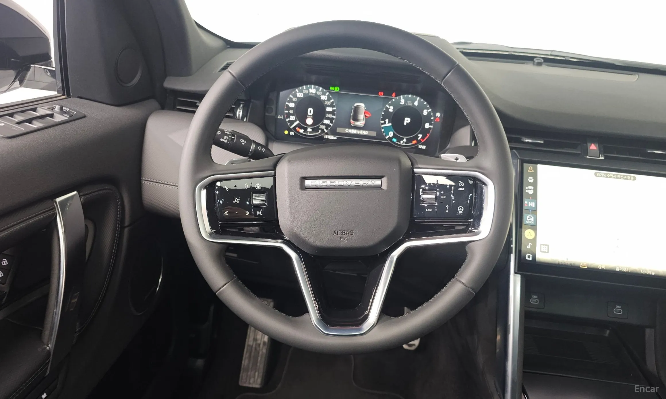 Land Rover Discovery Sports превью 13