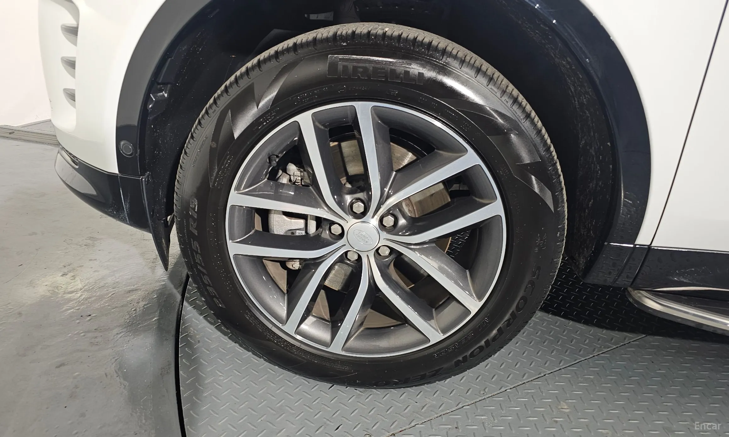 Land Rover Discovery Sports превью 5