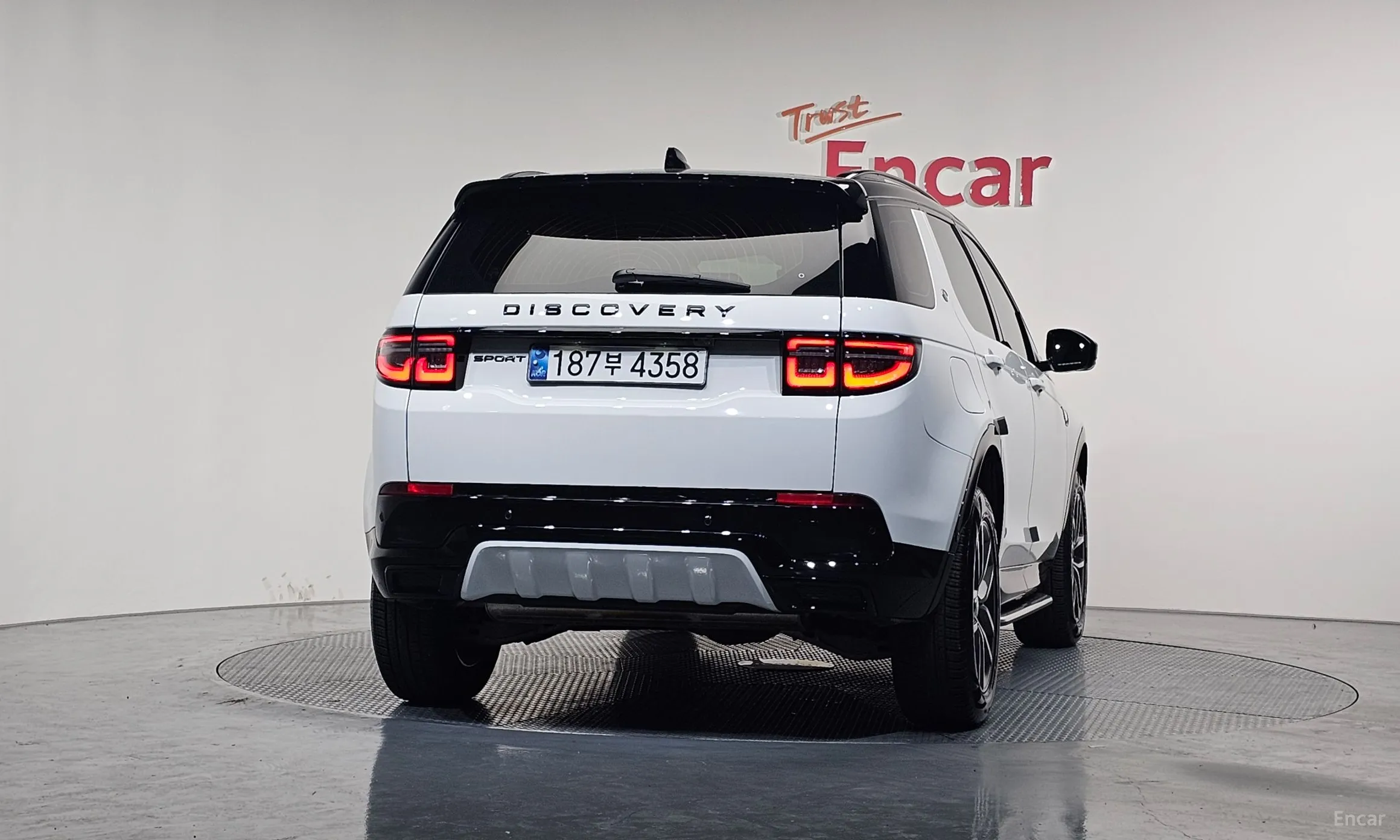 Land Rover Discovery Sports превью 4