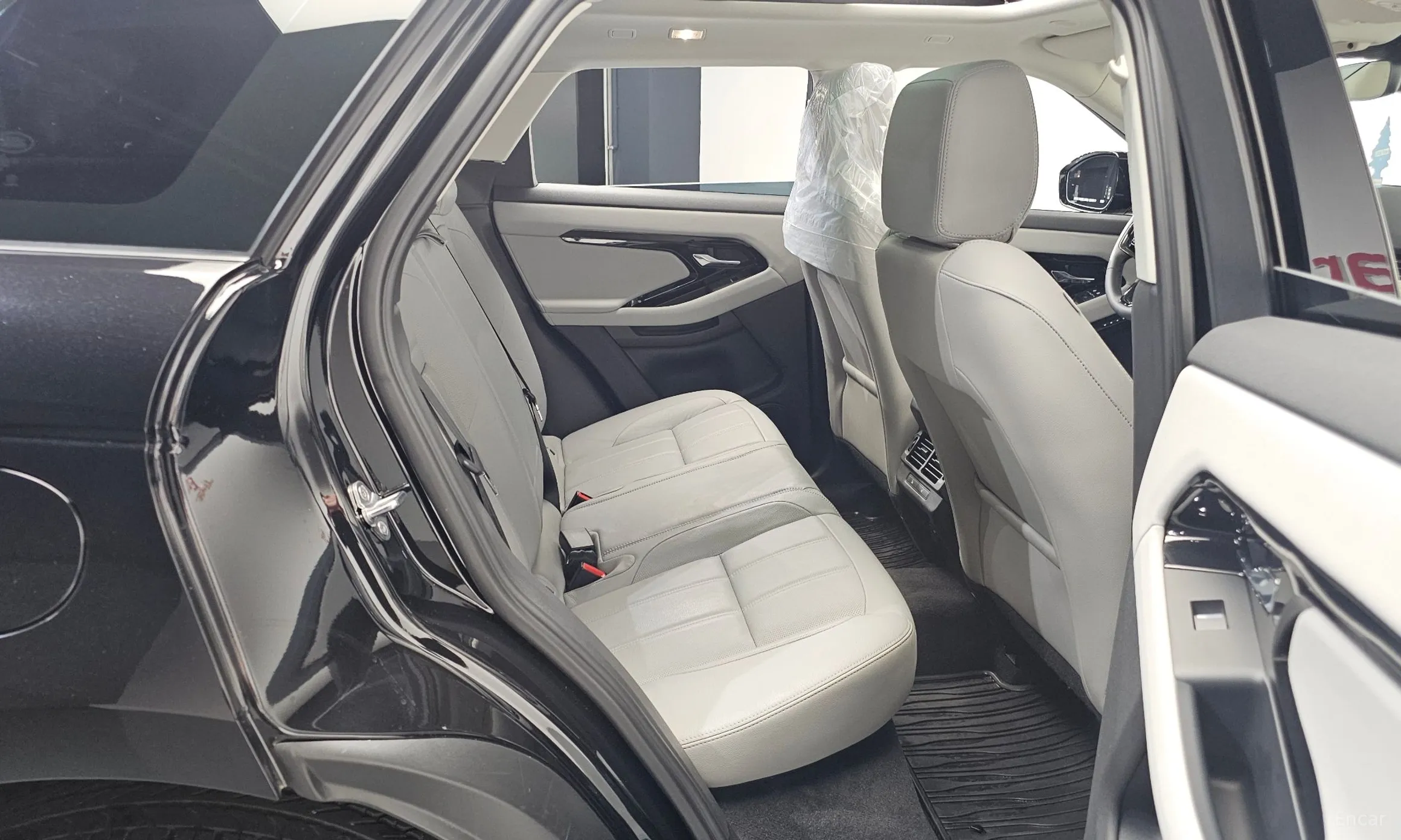 Land Rover Range Rover Evoque 2nd Generation превью 12