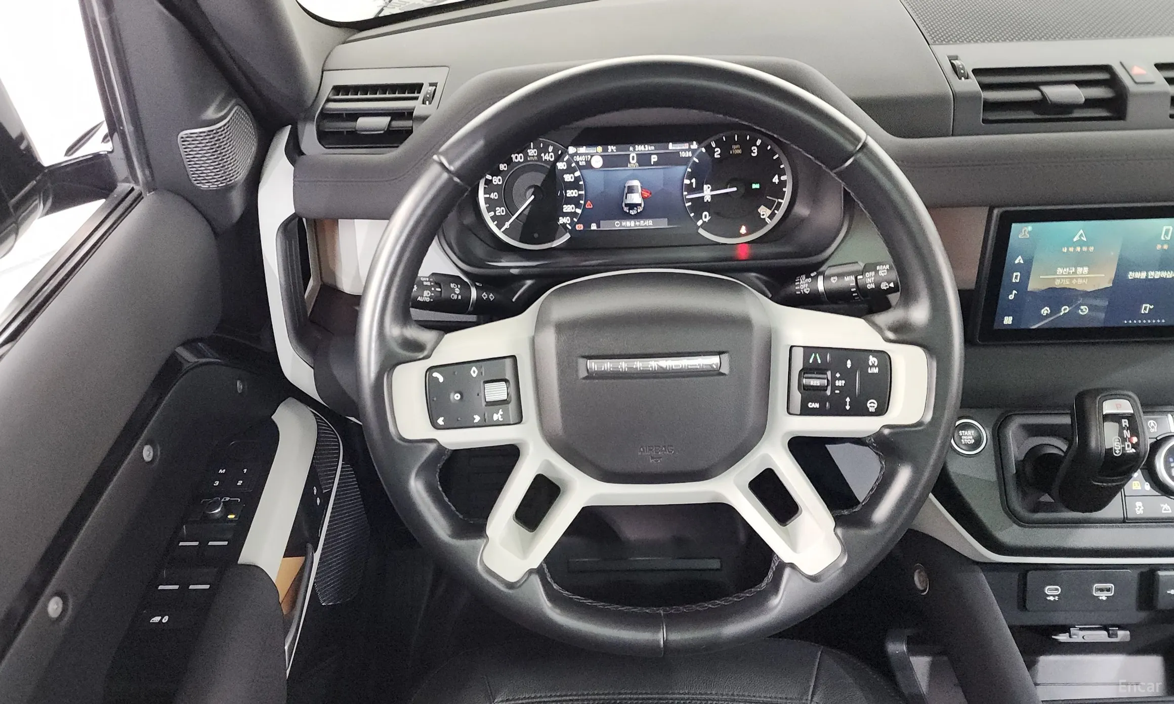 Land Rover Defender (L663) превью 13