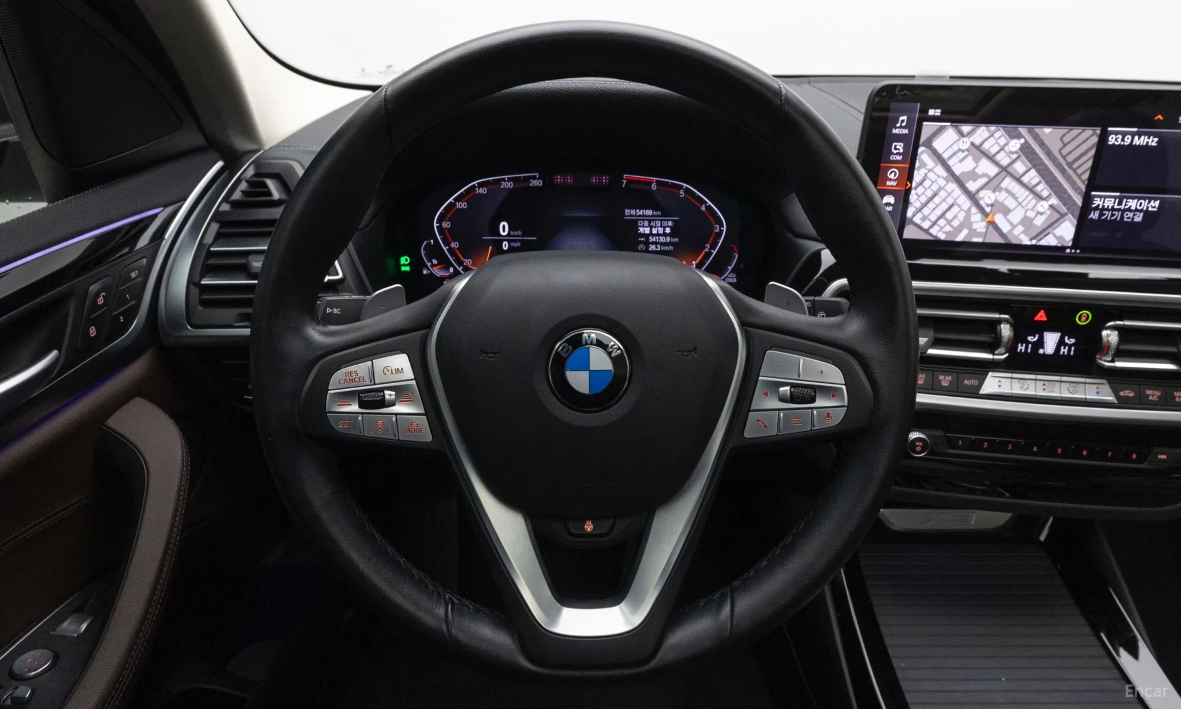 BMW X3 (G01) превью 12