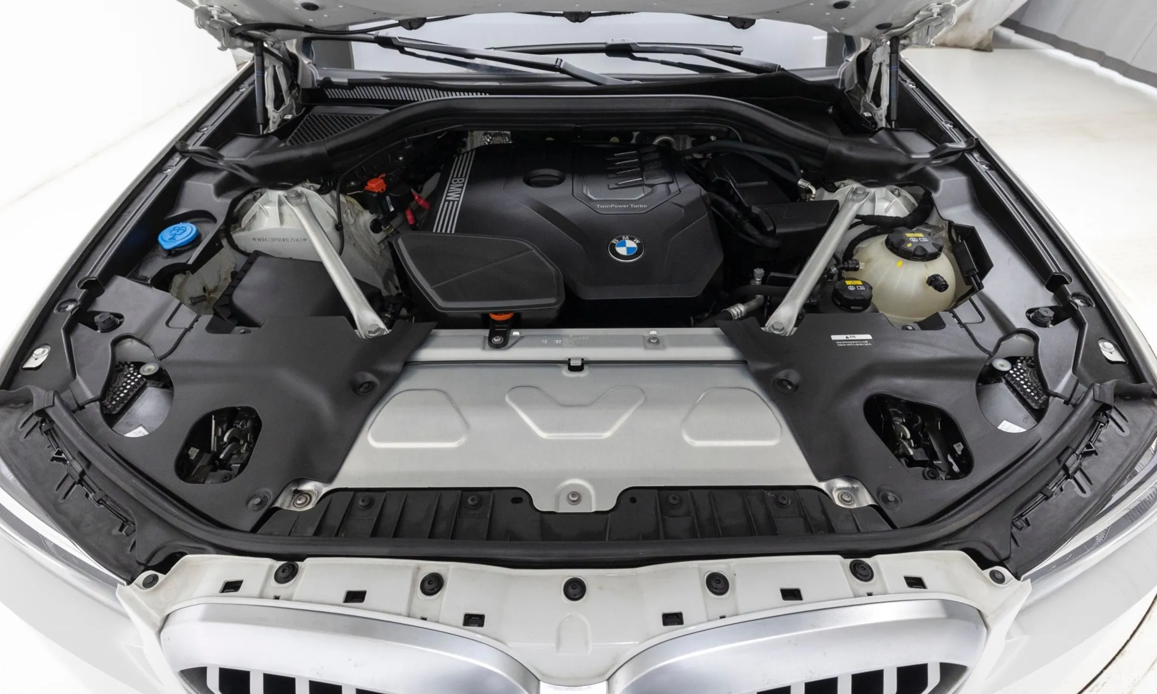 BMW X3 (G01) превью 6