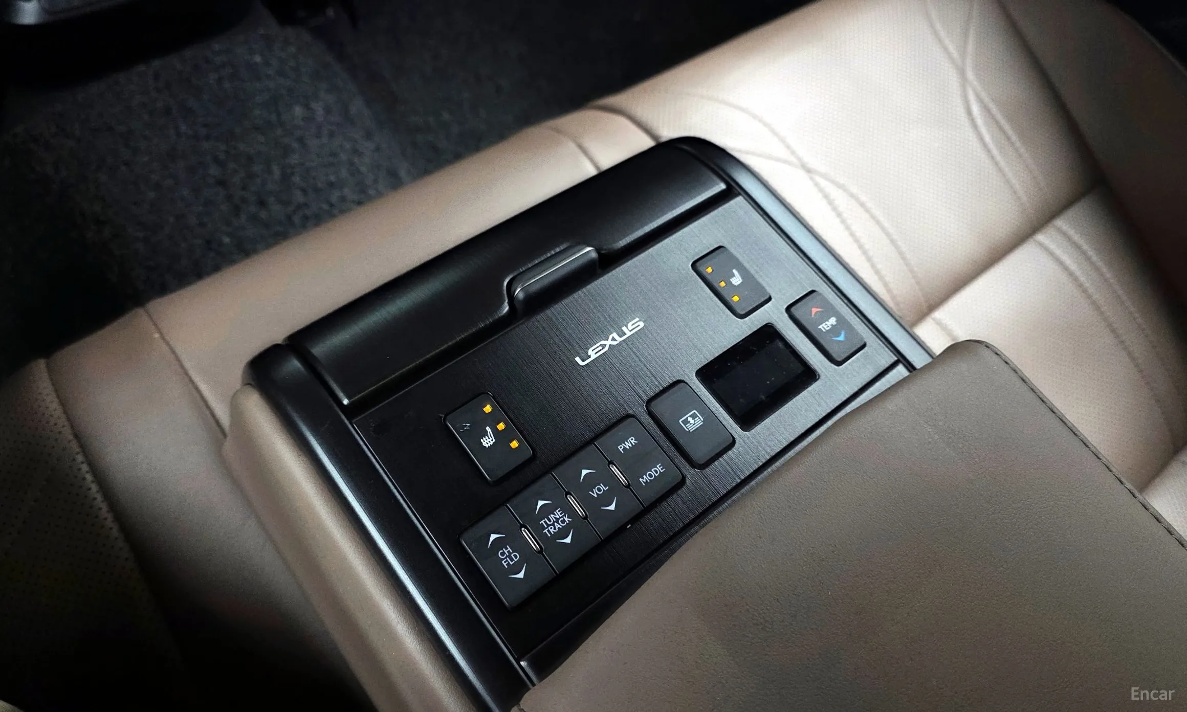 Lexus ES300h 7th Generation превью 18