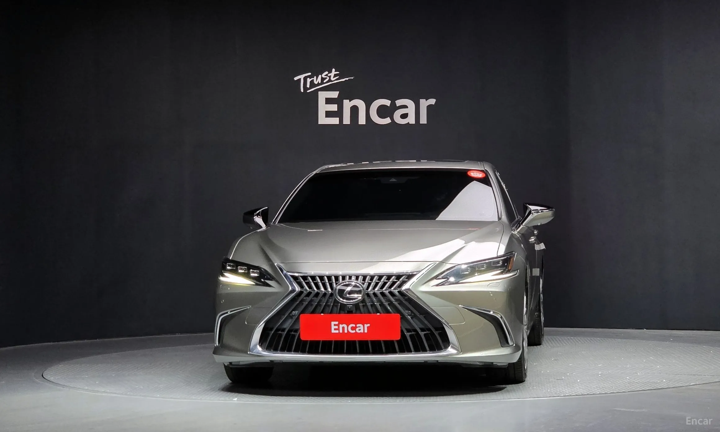 Lexus ES300h 7th Generation превью 3