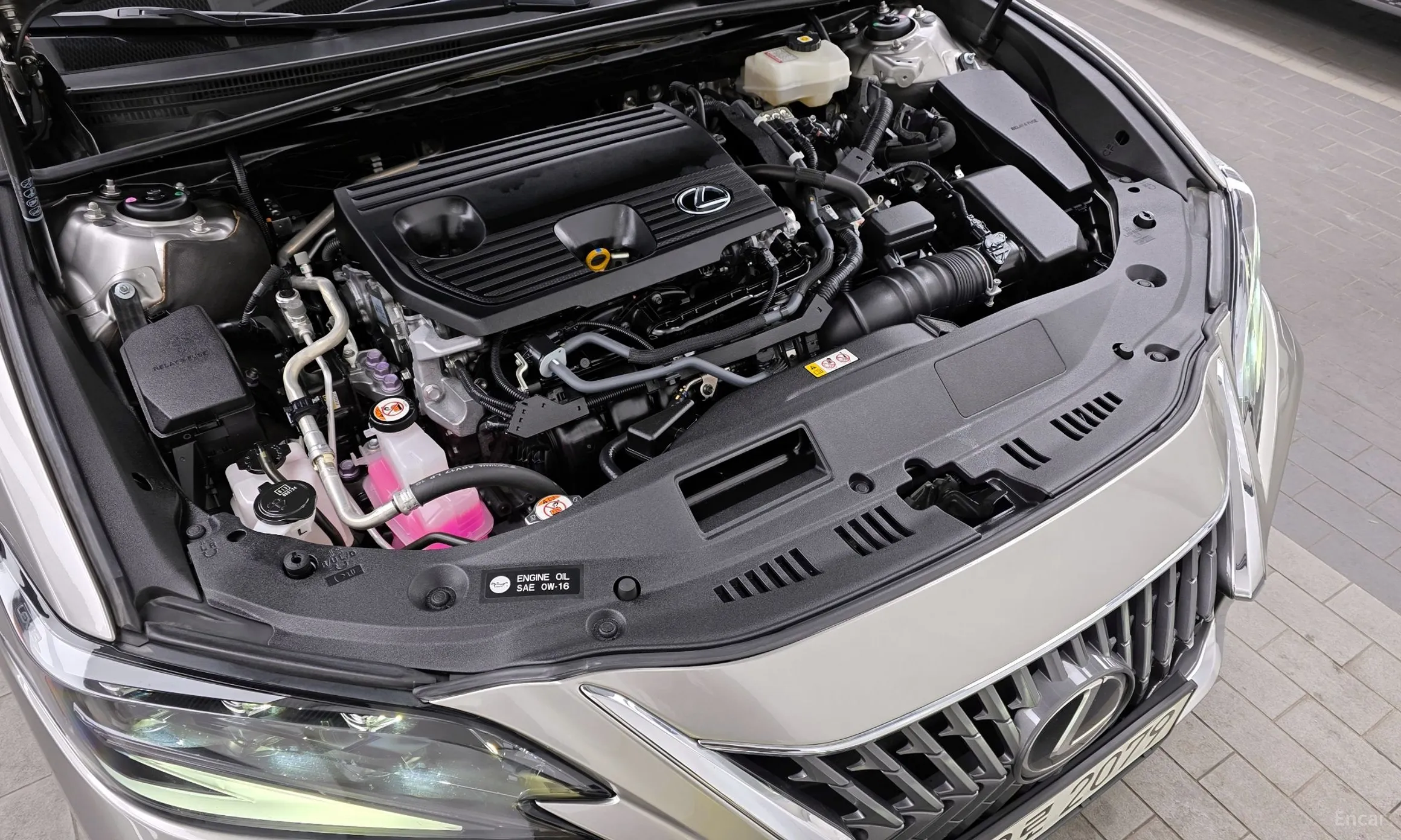 Lexus ES300h 7th Generation превью 6