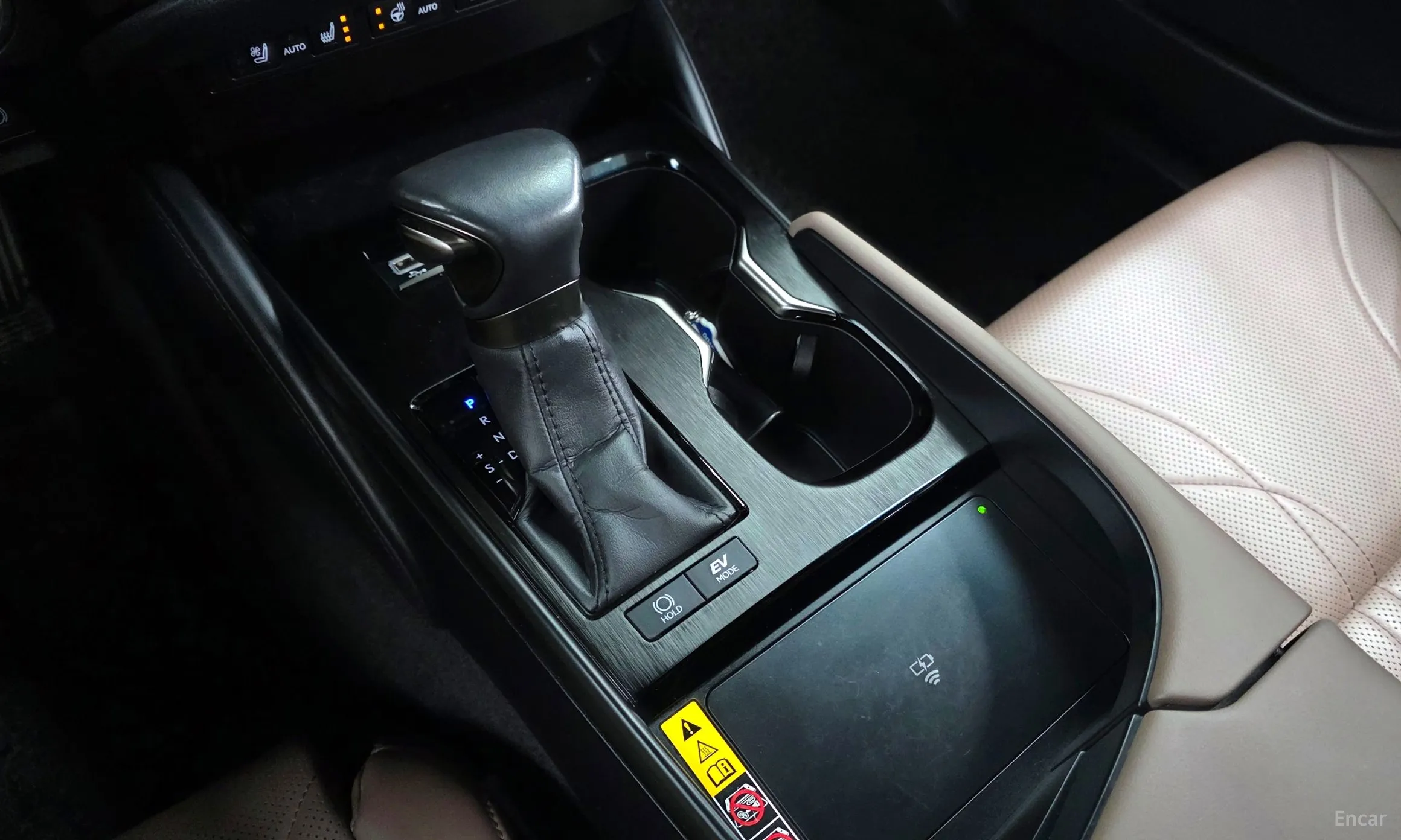 Lexus ES300h 7th Generation превью 9