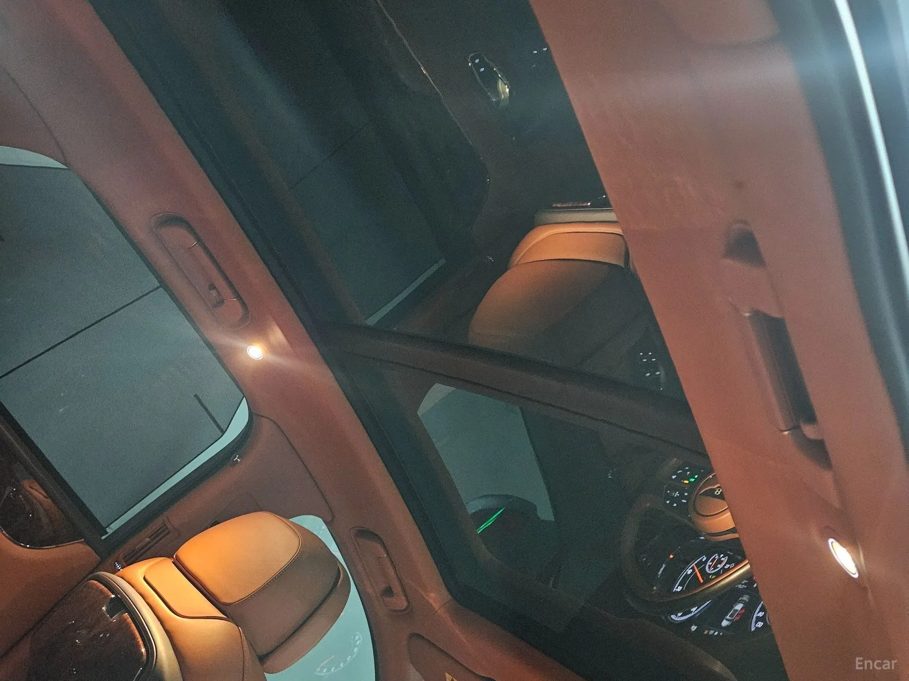 Bentley Bentayga превью 11