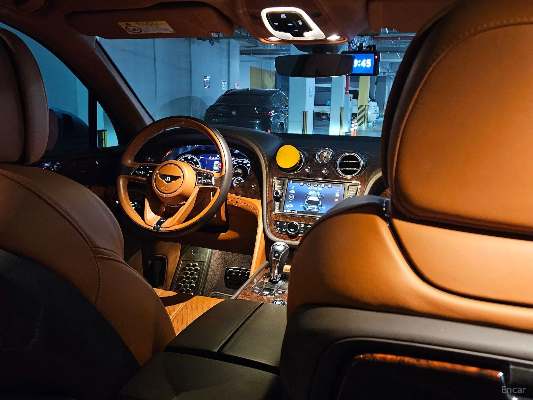 Bentley Bentayga превью 14
