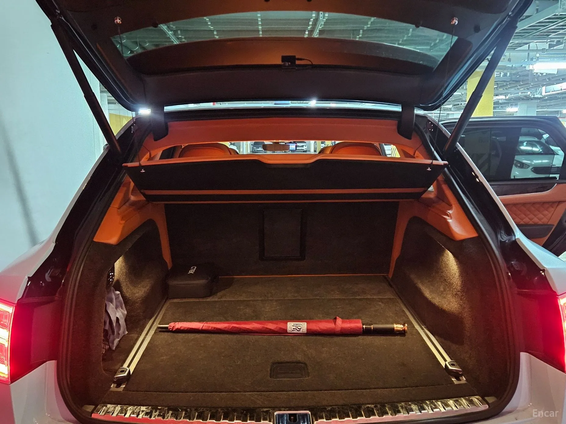 Bentley Bentayga превью 19