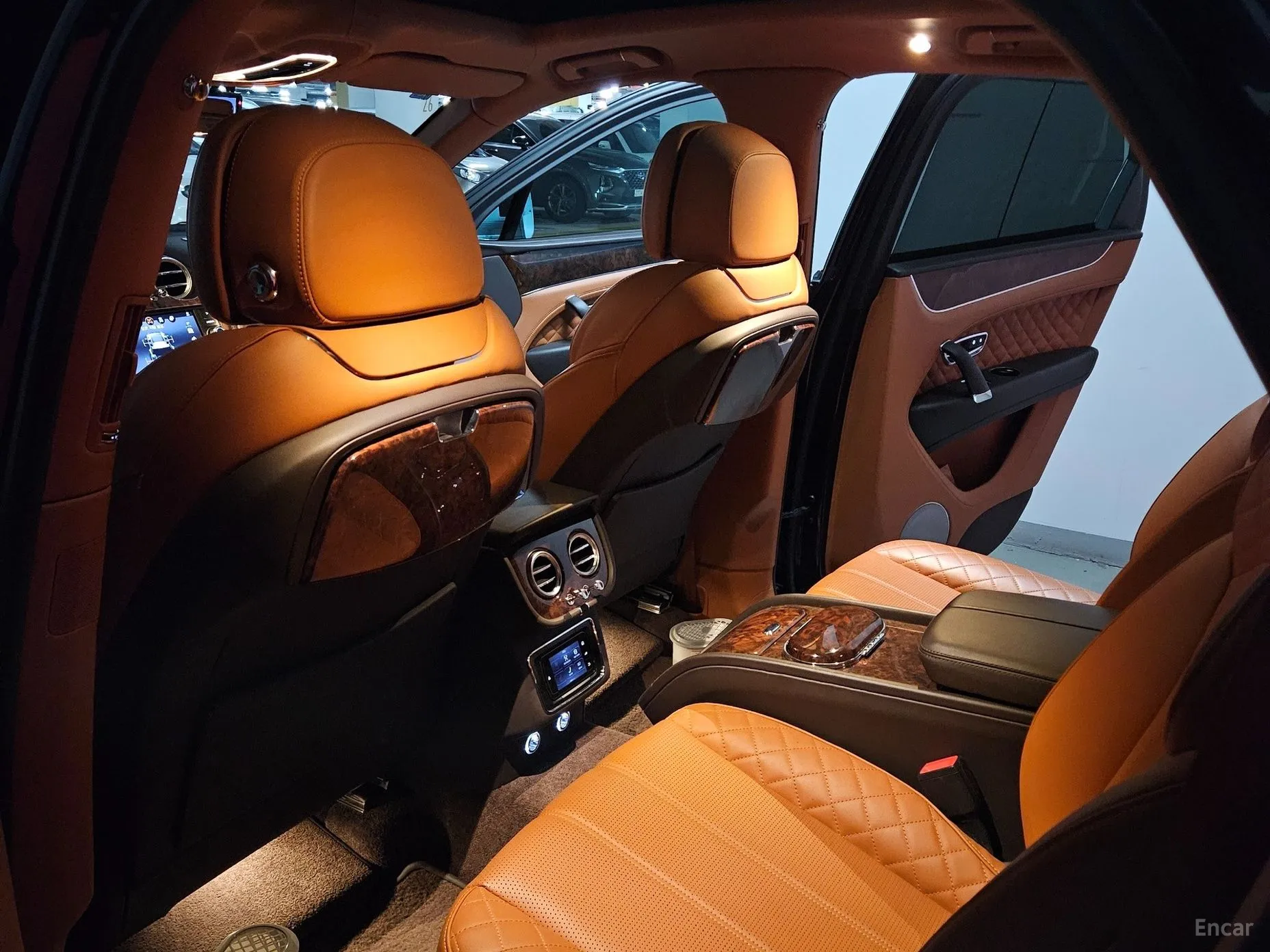 Bentley Bentayga превью 7