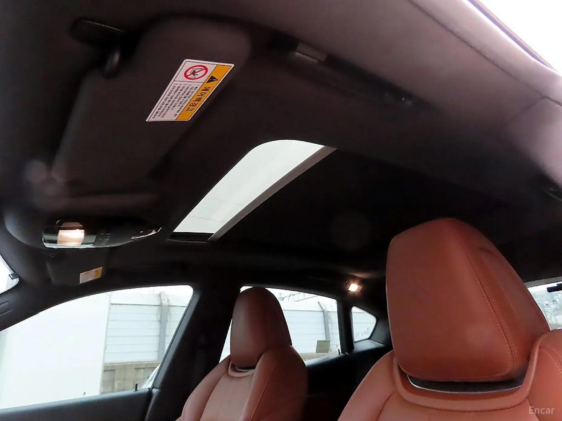 Maserati Levante превью 16