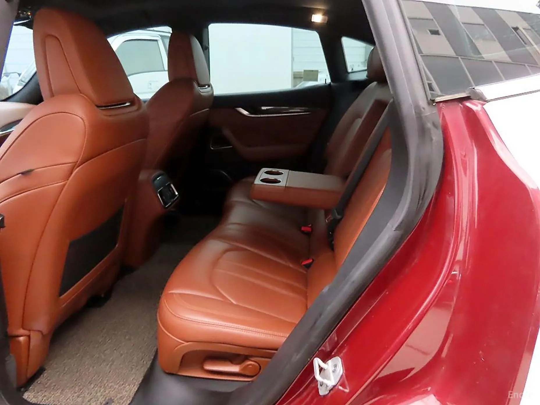 Maserati Levante превью 6
