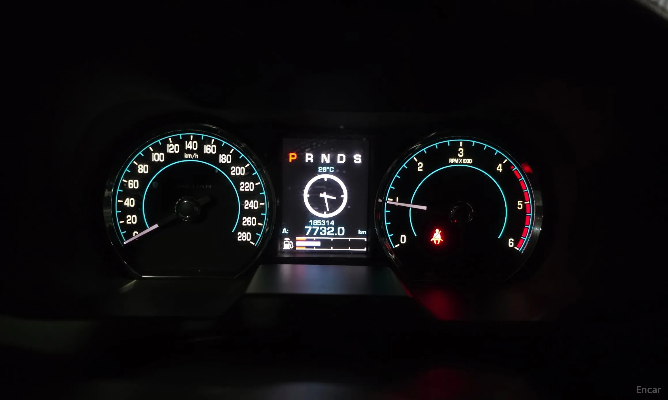 Jaguar New XF превью 8