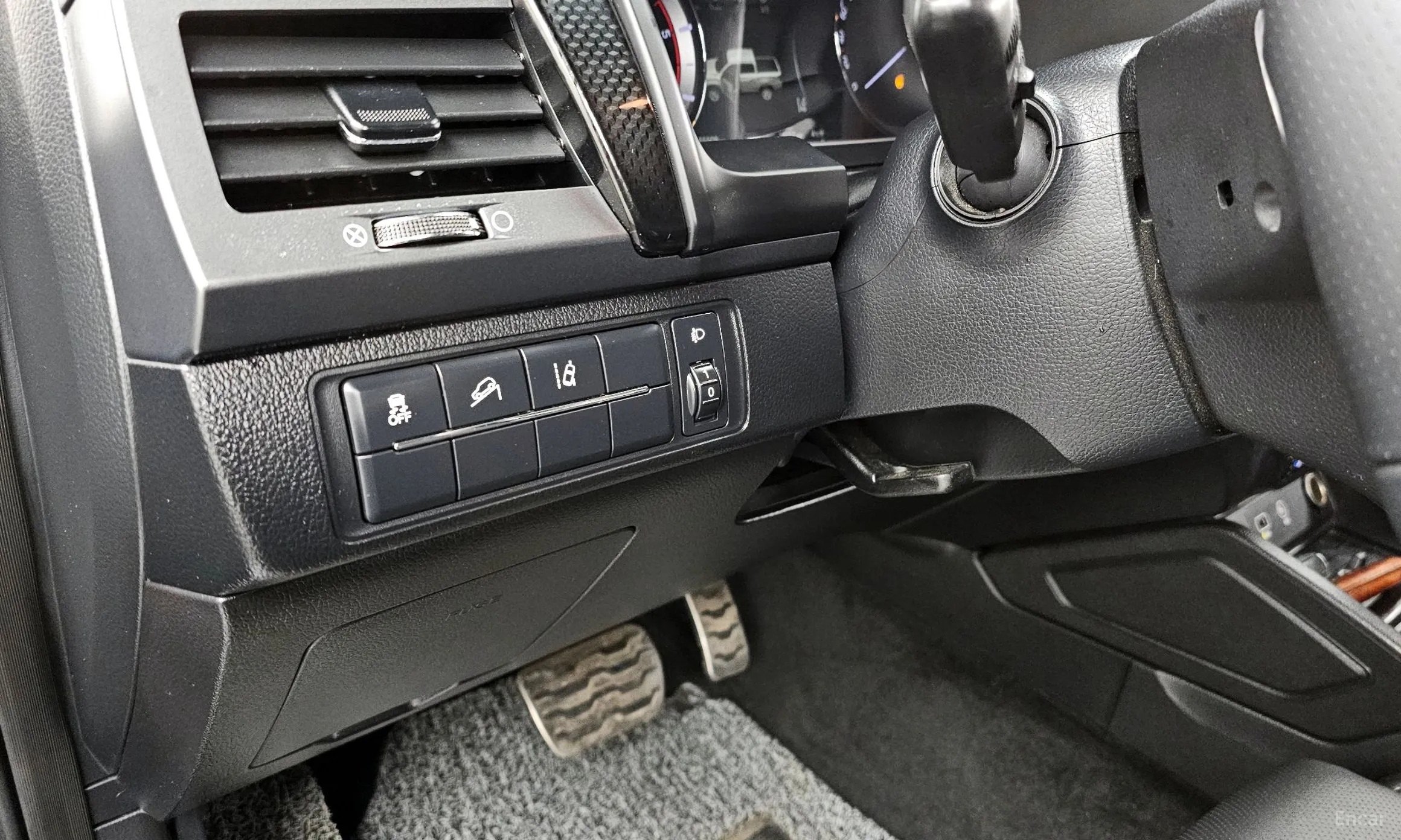 KG Mobility (SsangYong) Rexton Sports превью 16