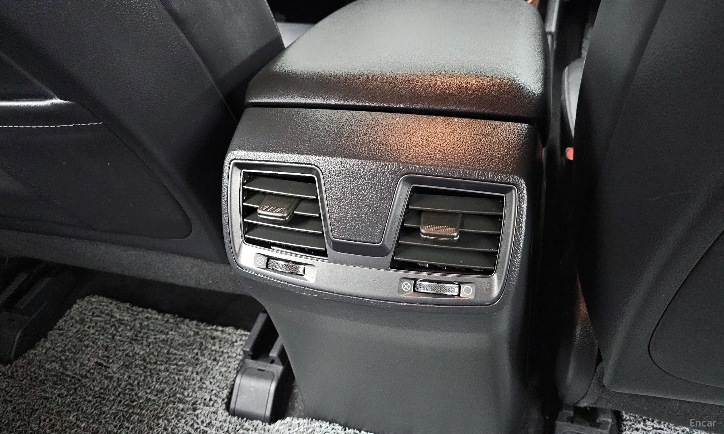 KG Mobility (SsangYong) Rexton Sports превью 19