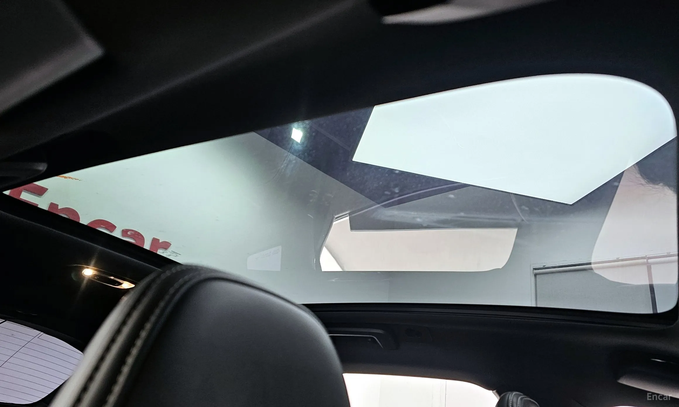 Volvo V40 превью 19