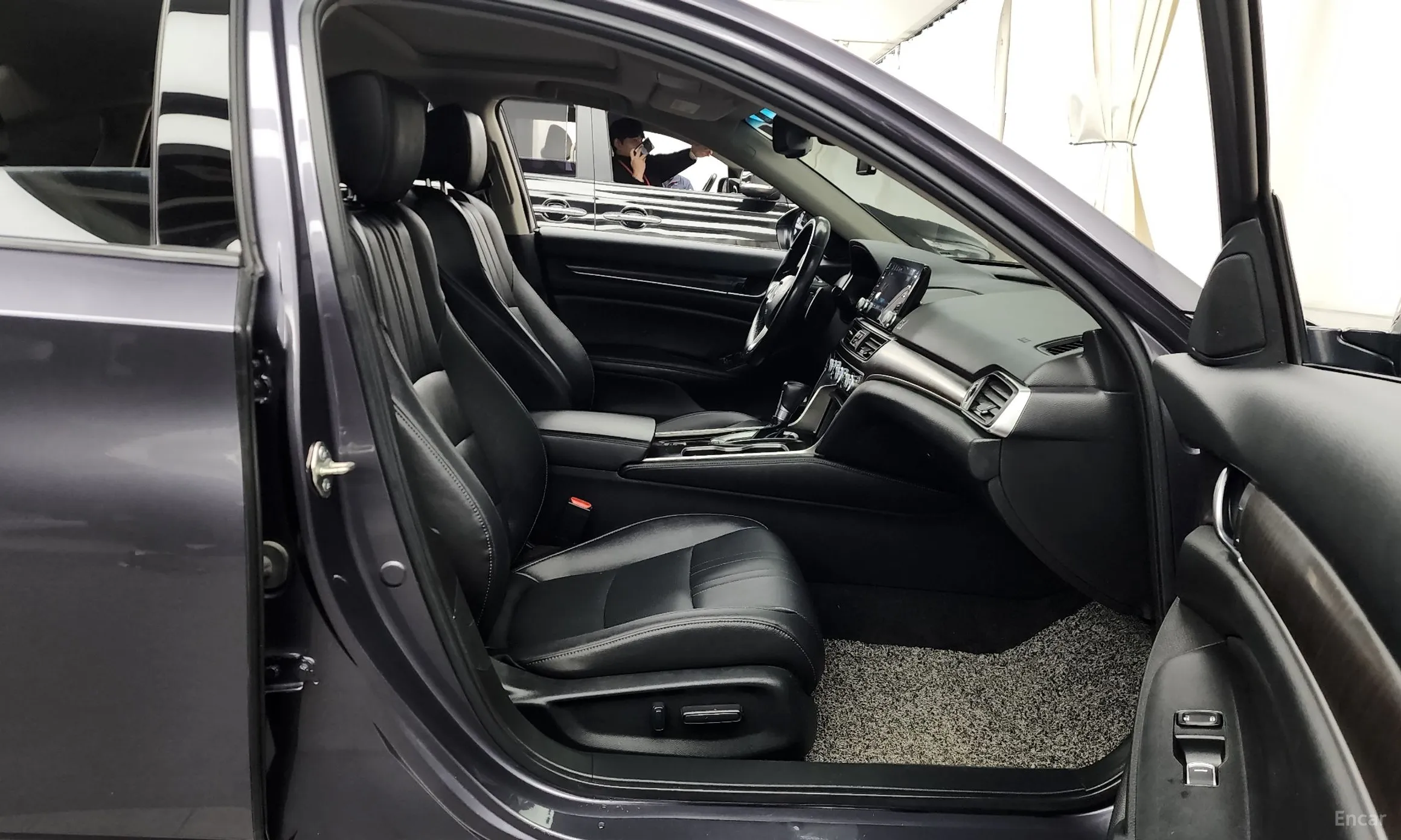 Honda Accord 10th Generation превью 11
