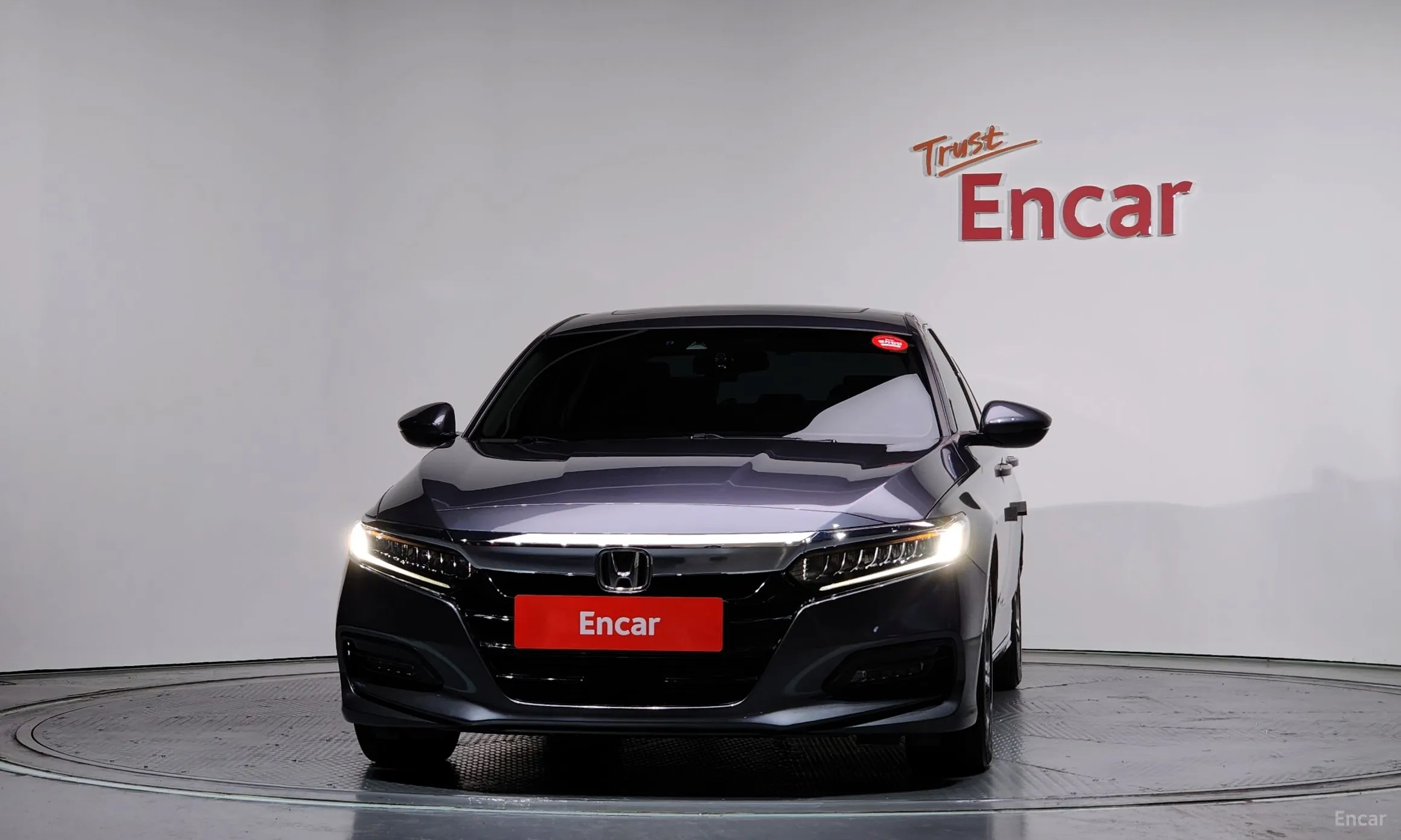 Honda Accord 10th Generation превью 3
