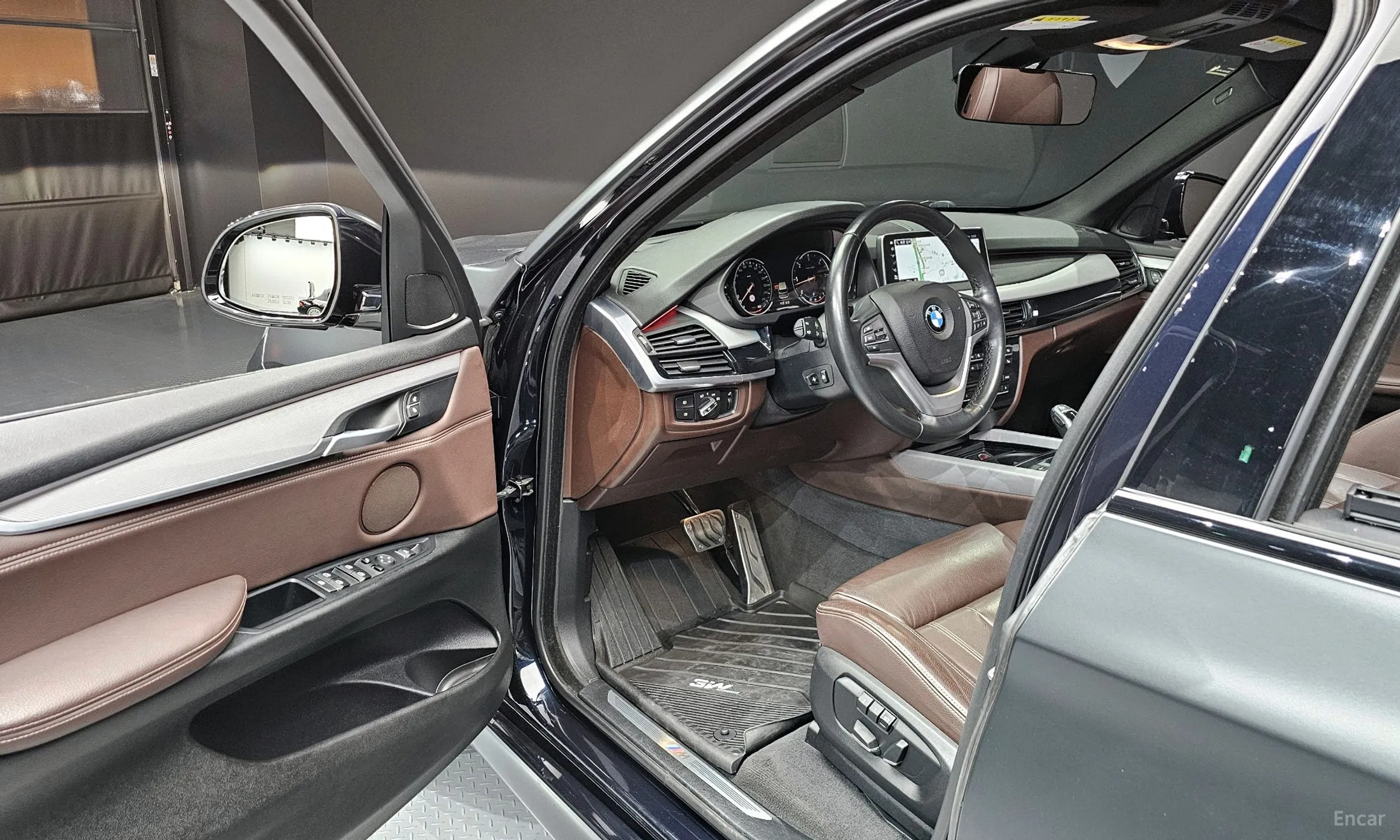 BMW X5 (F15) превью 11