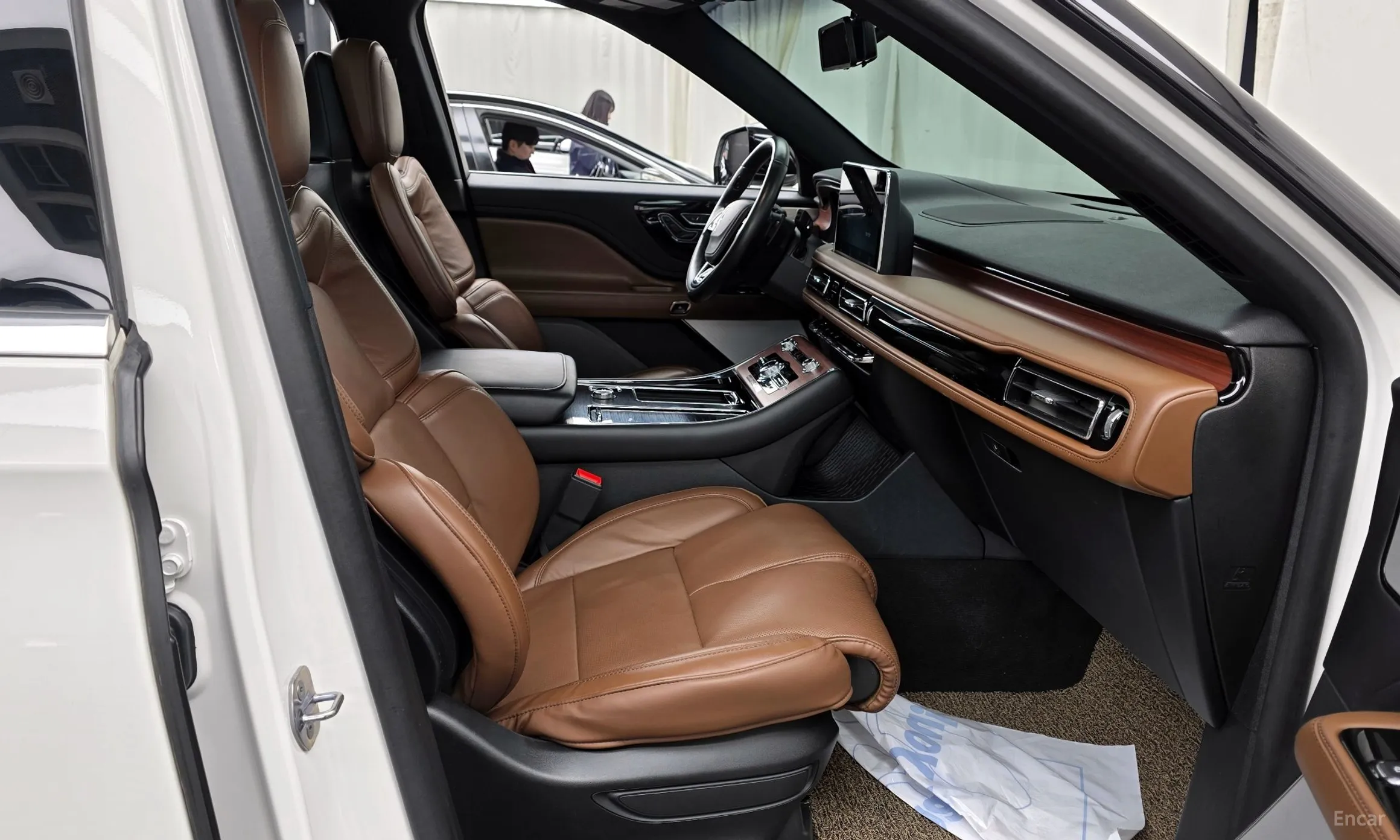 Lincoln Aviator 2nd Generation превью 11
