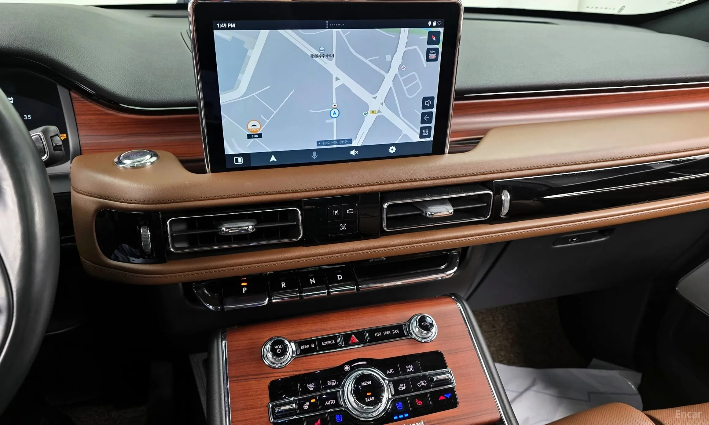 Lincoln Aviator 2nd Generation превью 14