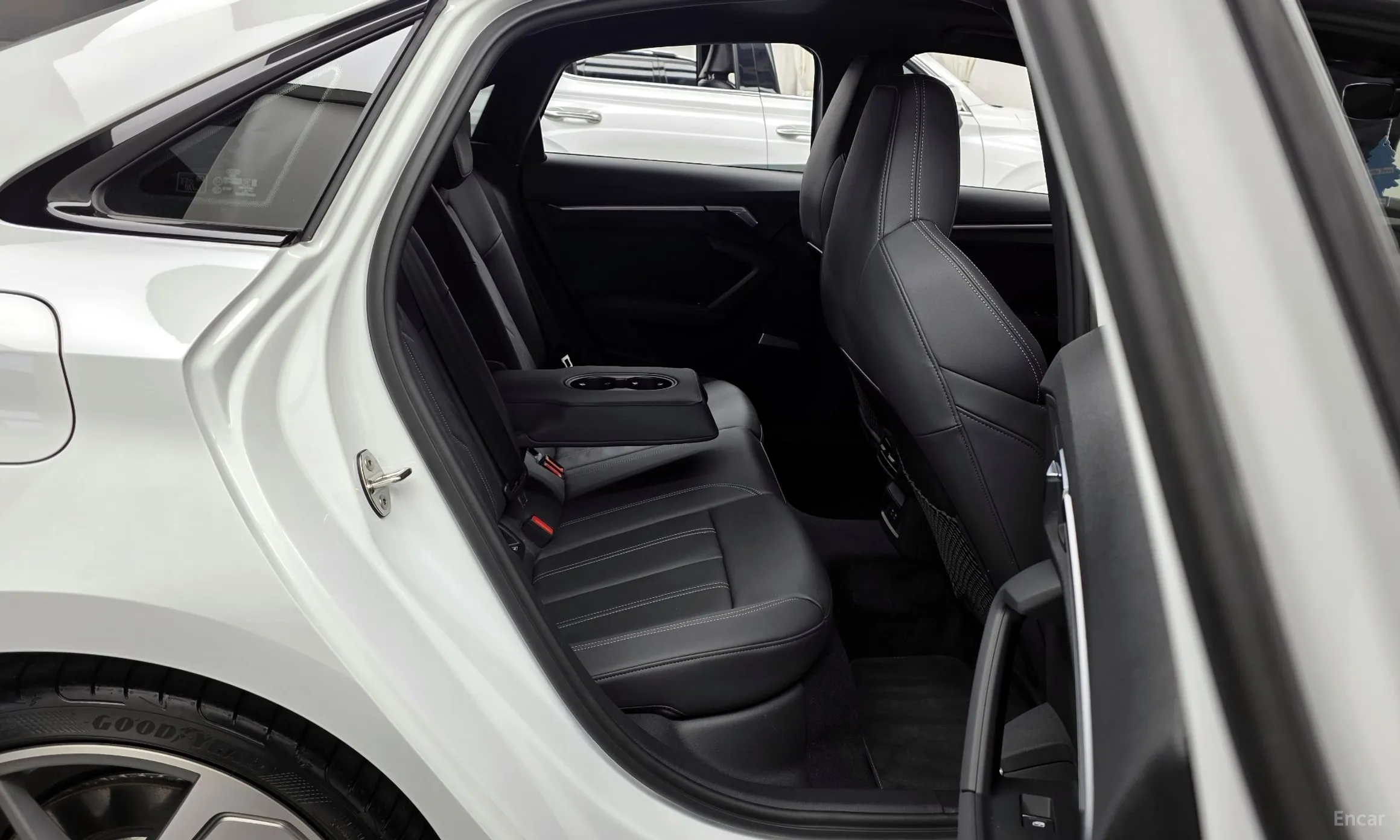Audi S3 (8Y) превью 12