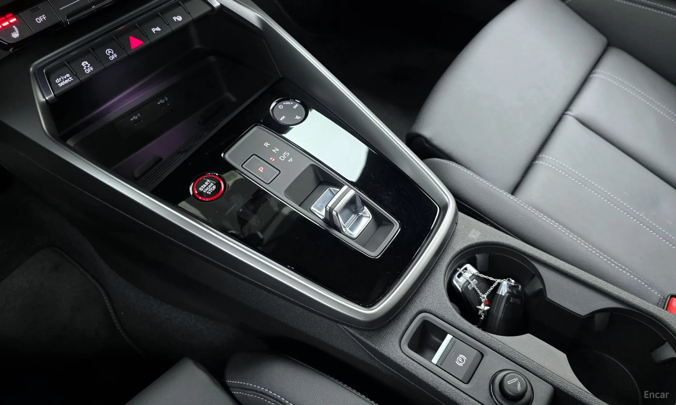 Audi S3 (8Y) превью 9