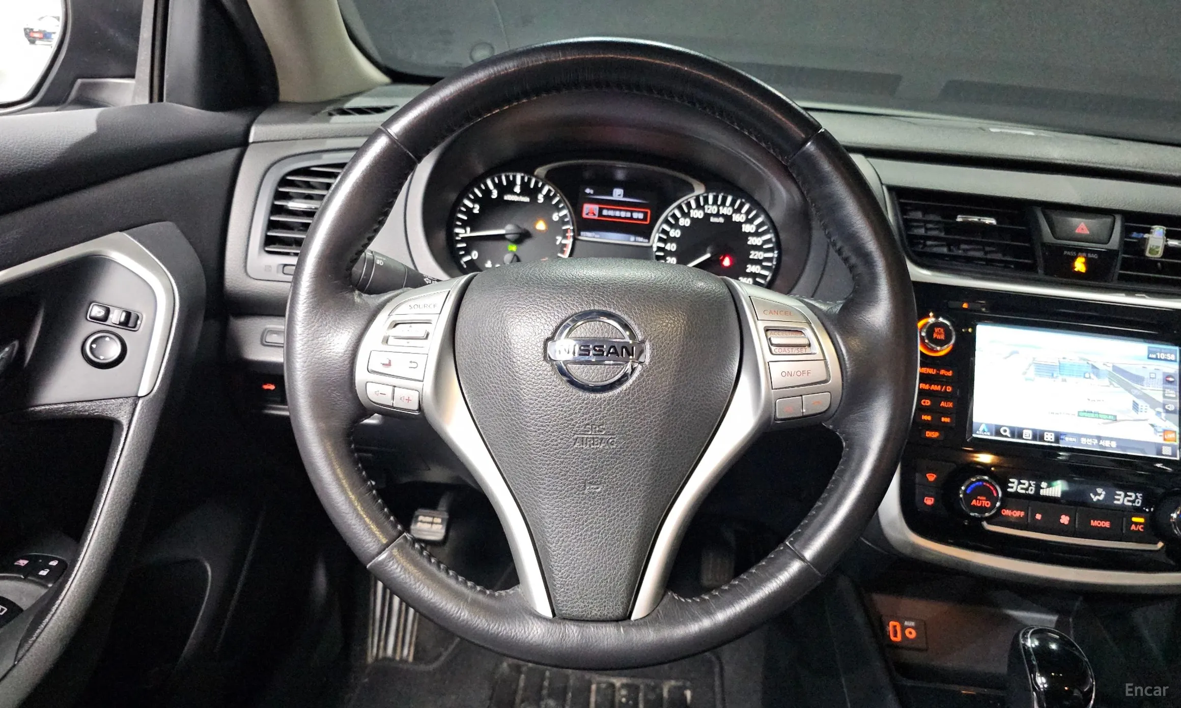 Nissan Altima превью 13