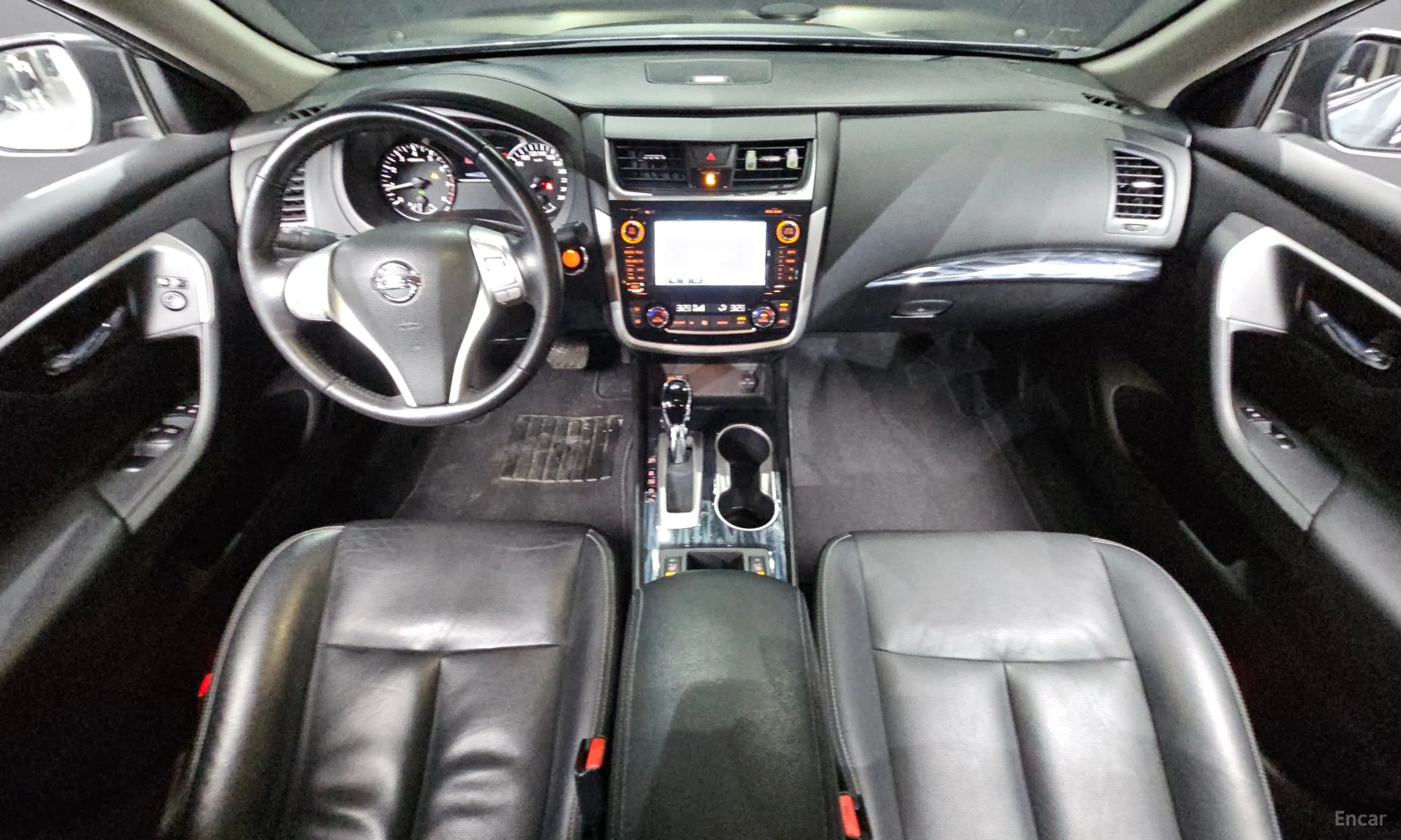 Nissan Altima превью 7