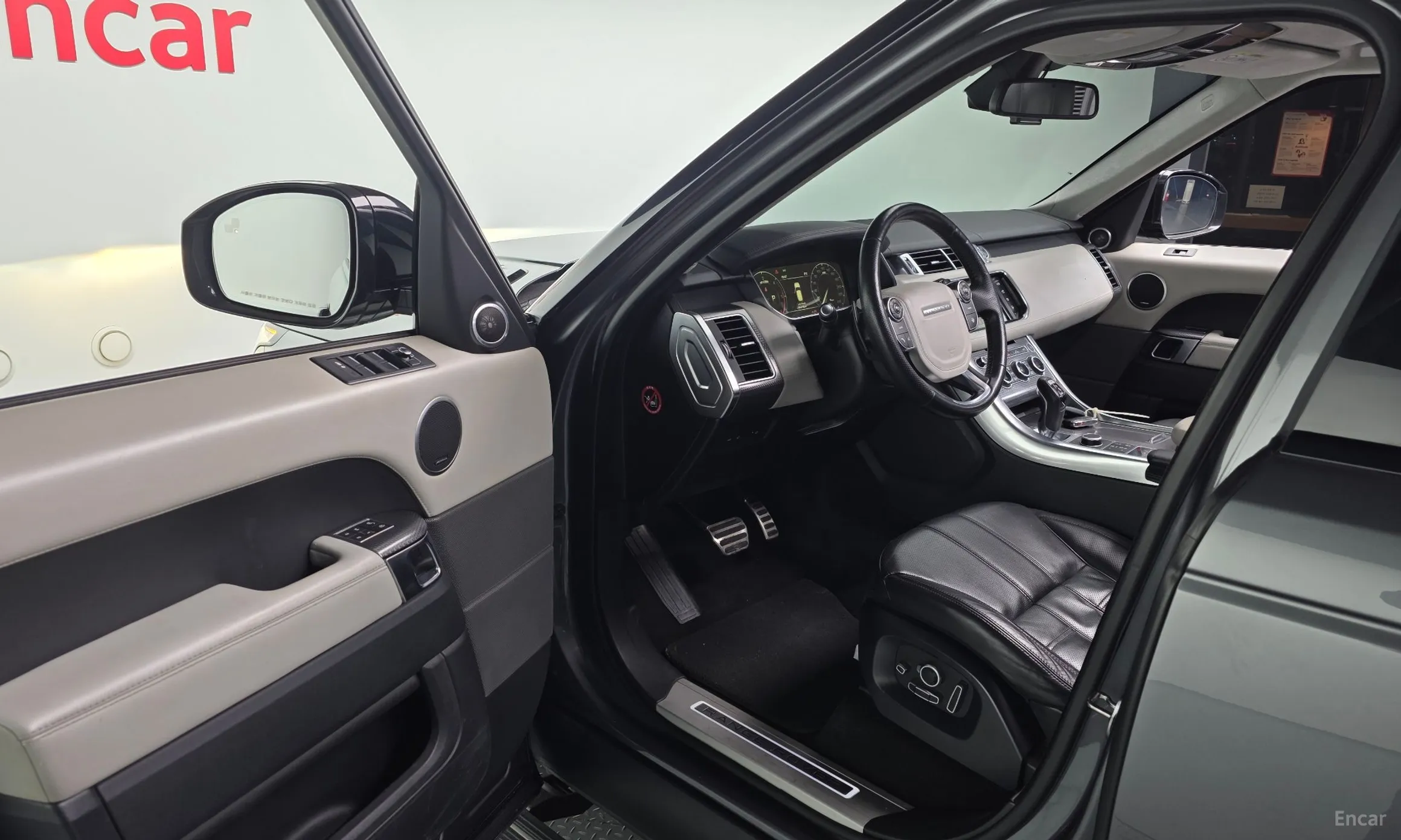 Land Rover Range Rover Sport 2nd Generation превью 11