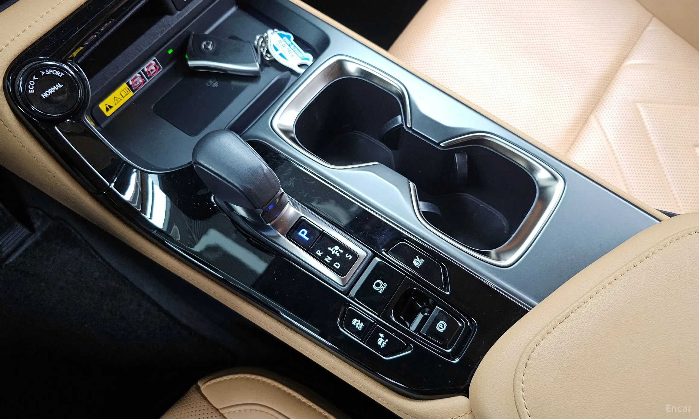 Lexus NX350h Gen 2 превью 9