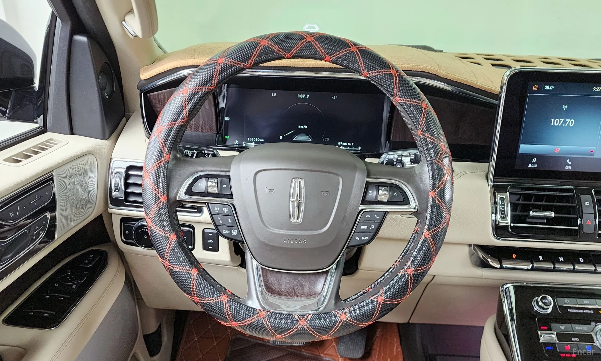Lincoln Navigator 4th generation превью 13
