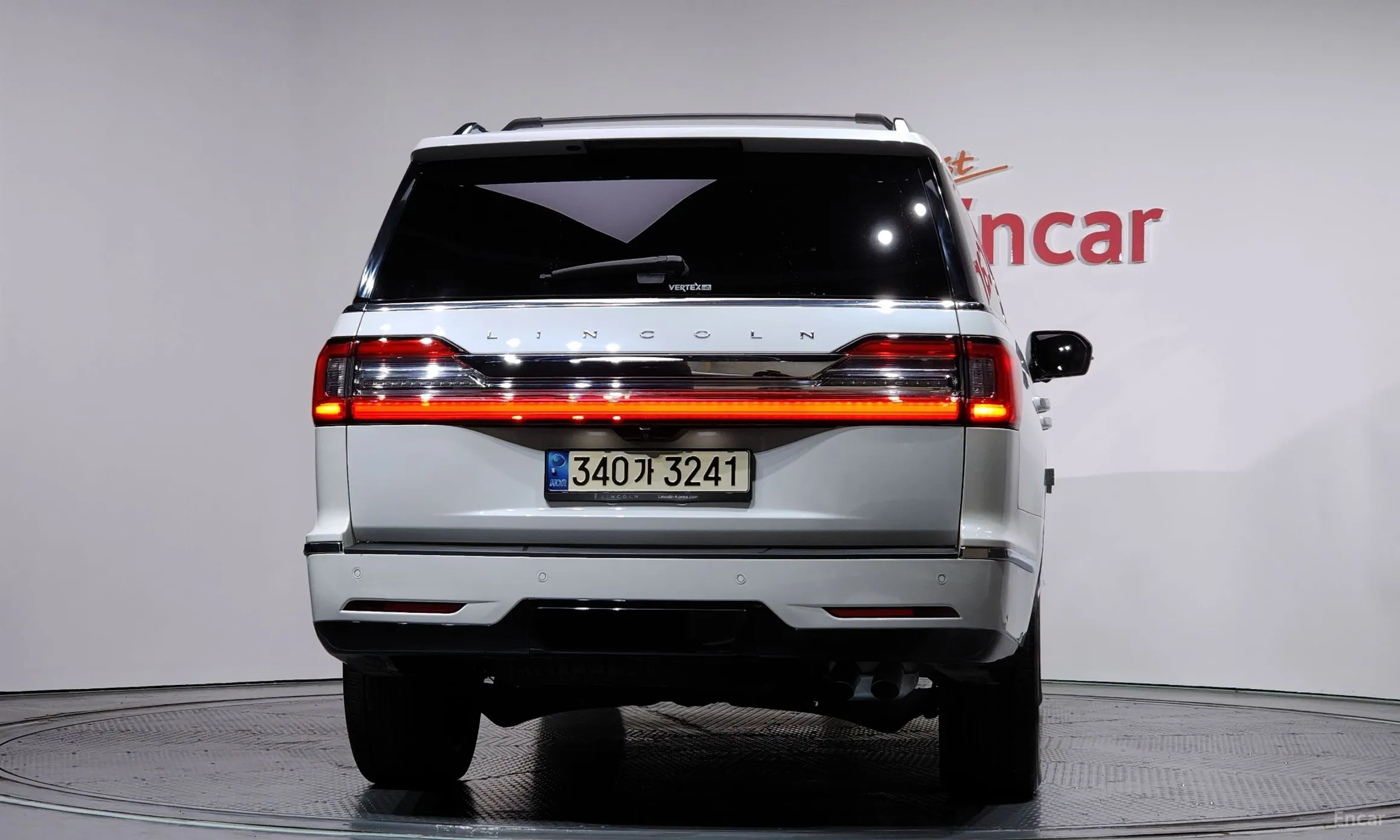 Lincoln Navigator 4th generation превью 4