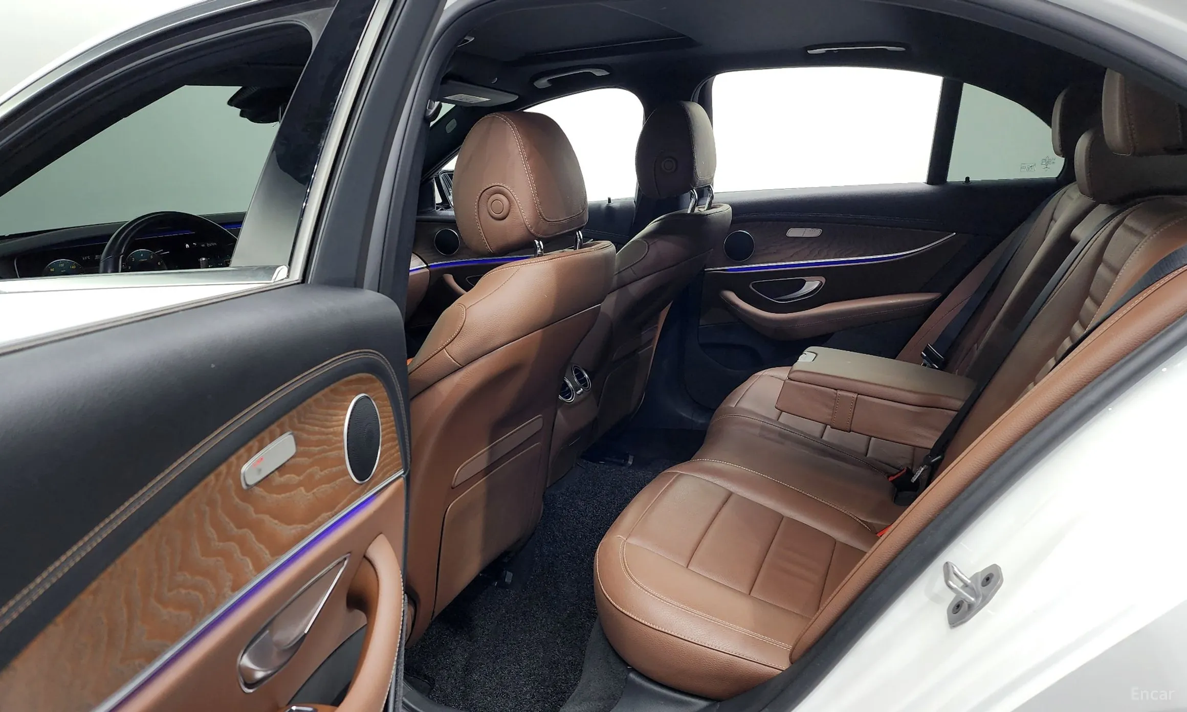 Mercedes Benz E-Class W213 превью 11