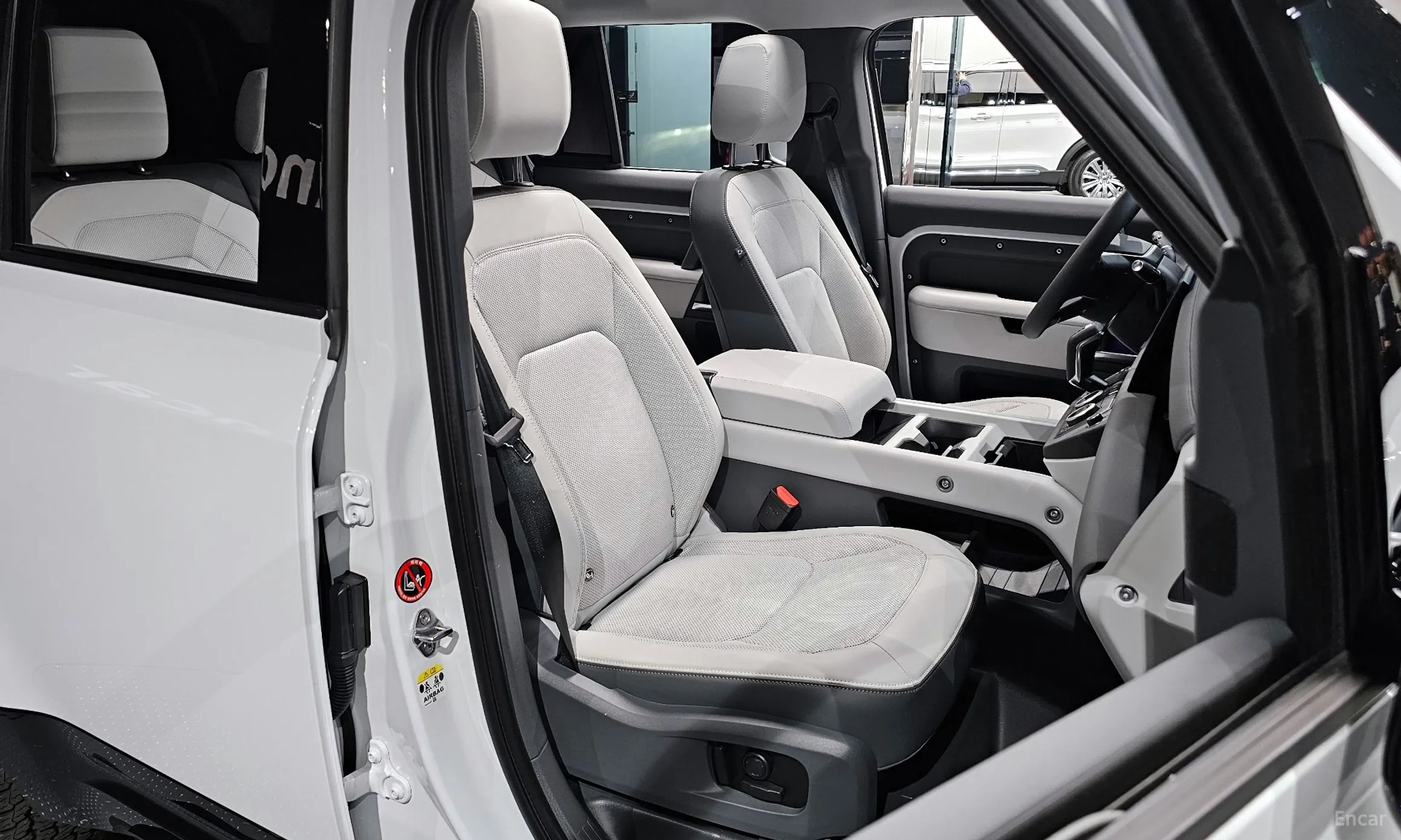 Land Rover Defender (L663) превью 10
