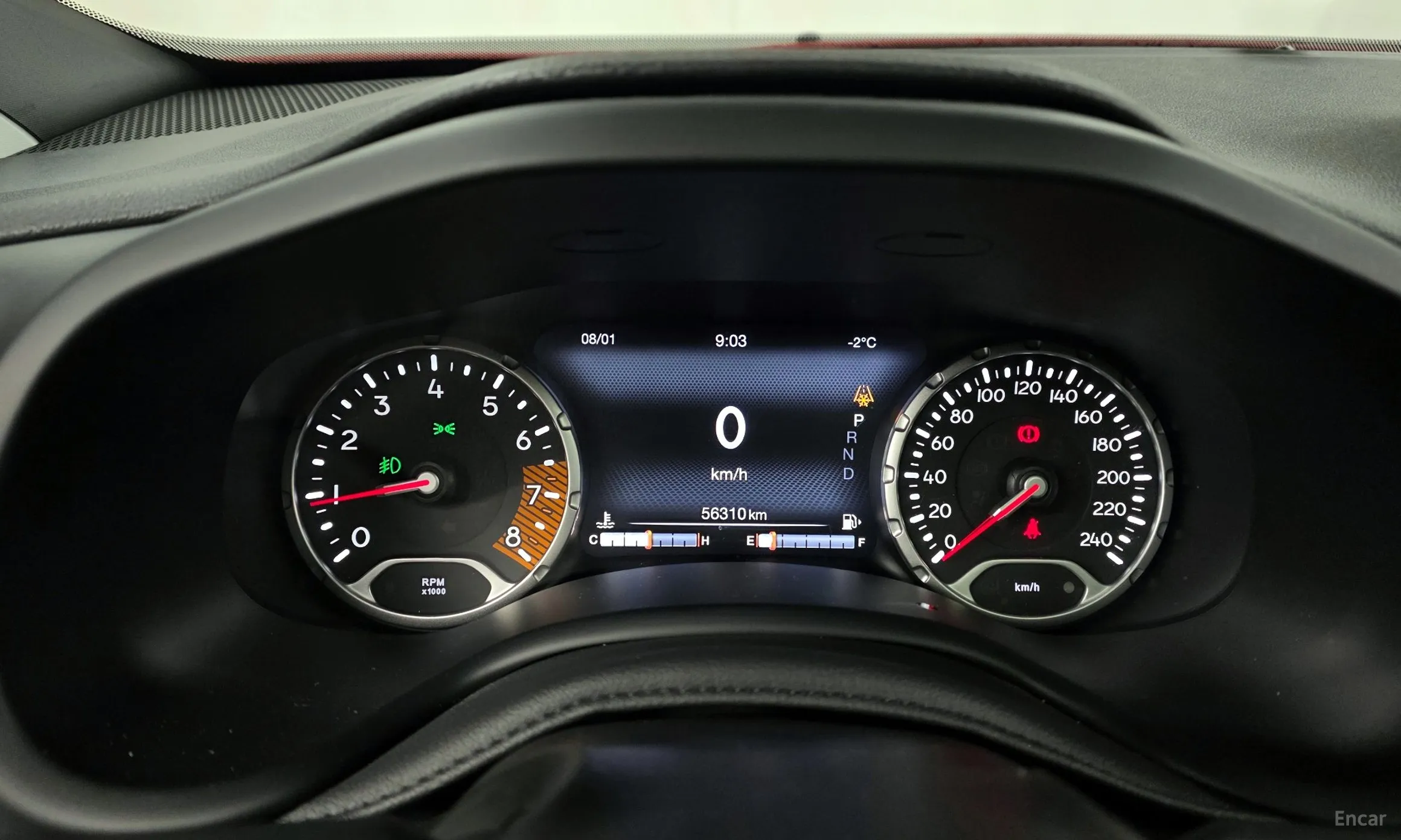Jeep Renegade превью 8