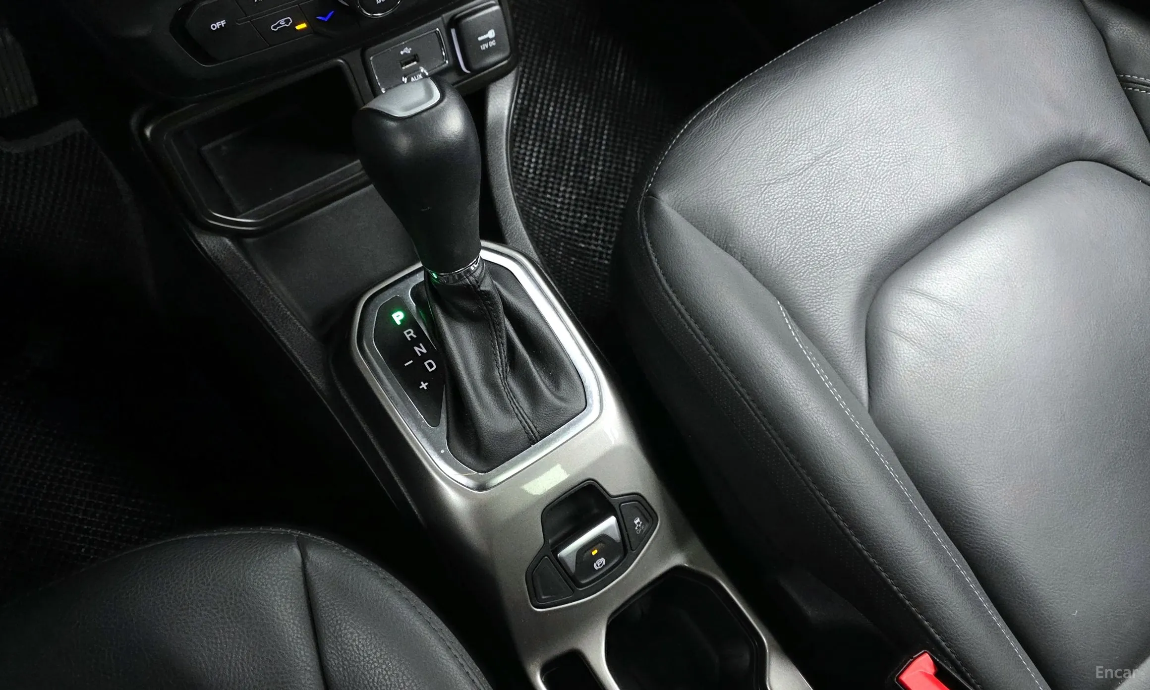 Jeep Renegade превью 9