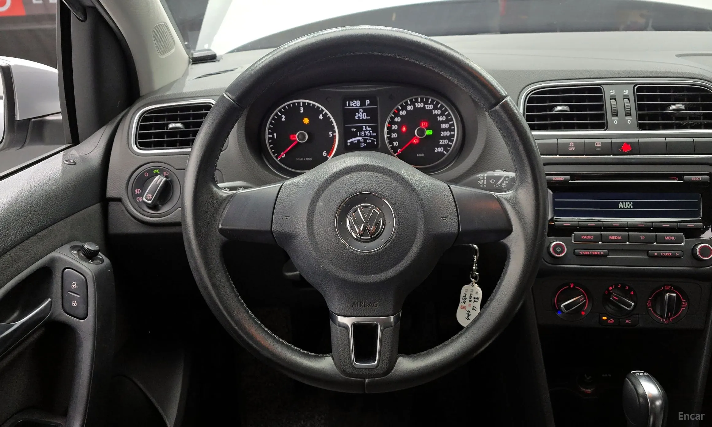 Volkswagen Polo превью 14
