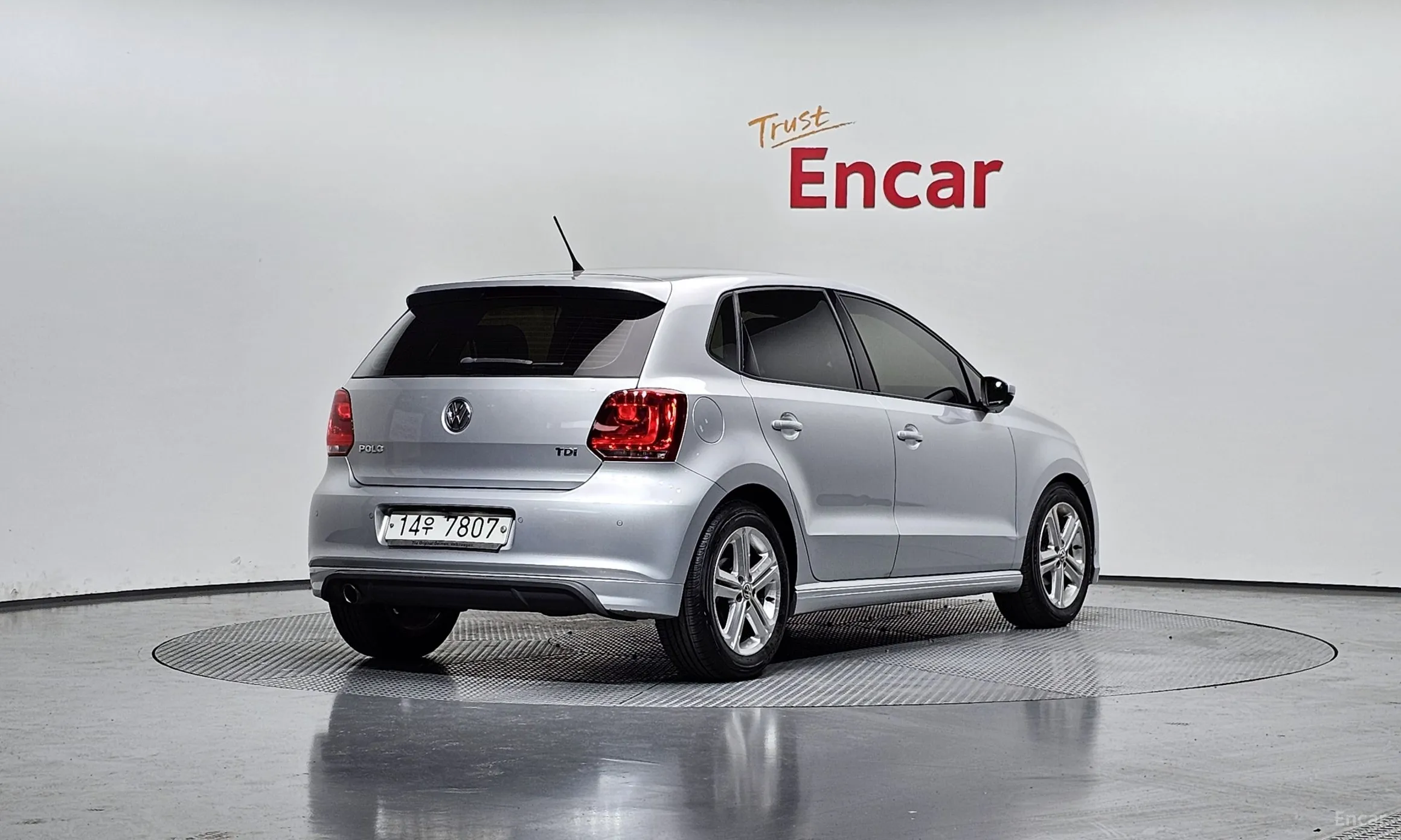 Volkswagen Polo превью 2