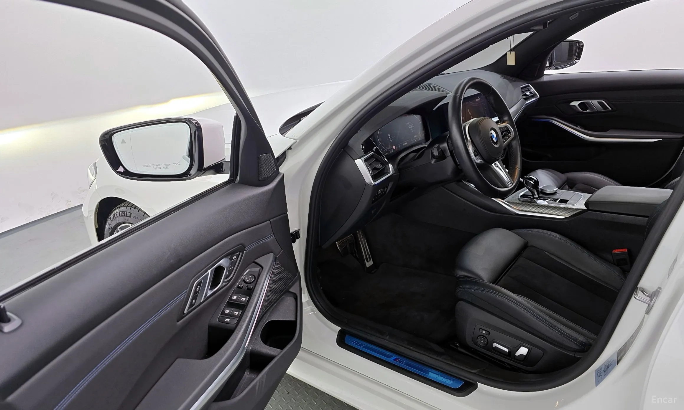 BMW 3 Series (G20) превью 10